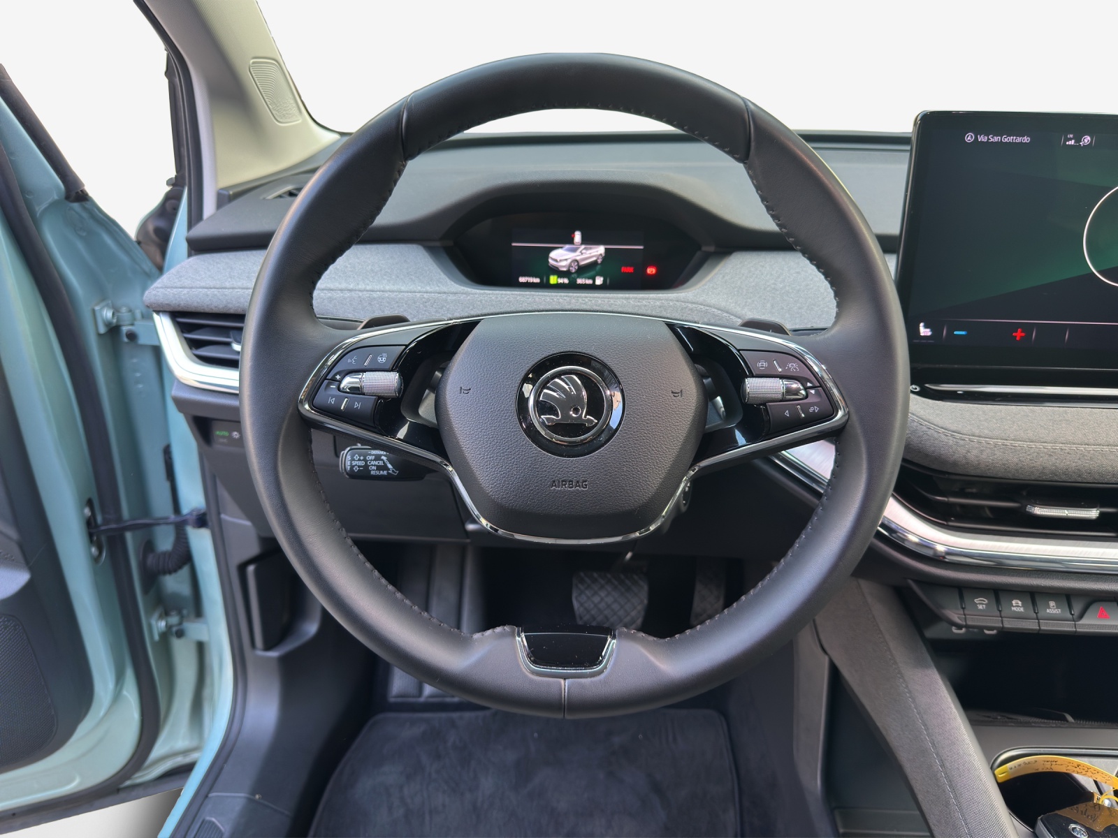 SKODA Enyaq iV 80x-image-10