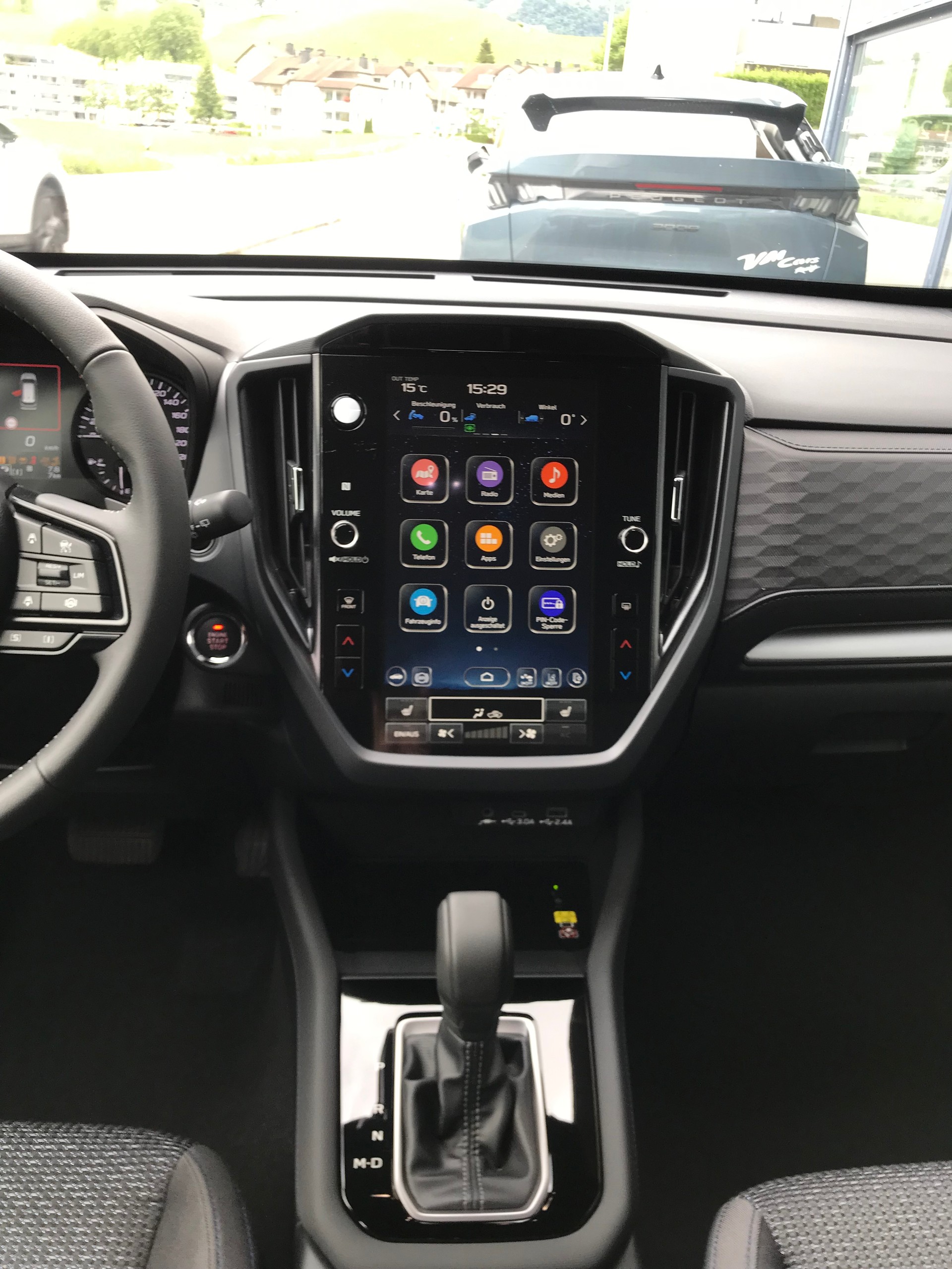 SUBARU Forester 2.0i e-Boxer Swiss Plus Lineartronic-image-5