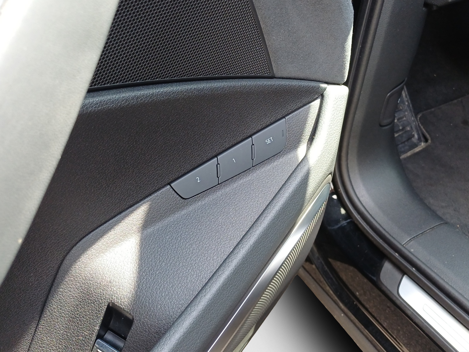AUDI e-tron 55 Sportback S Line Black Edition quattro-image-14