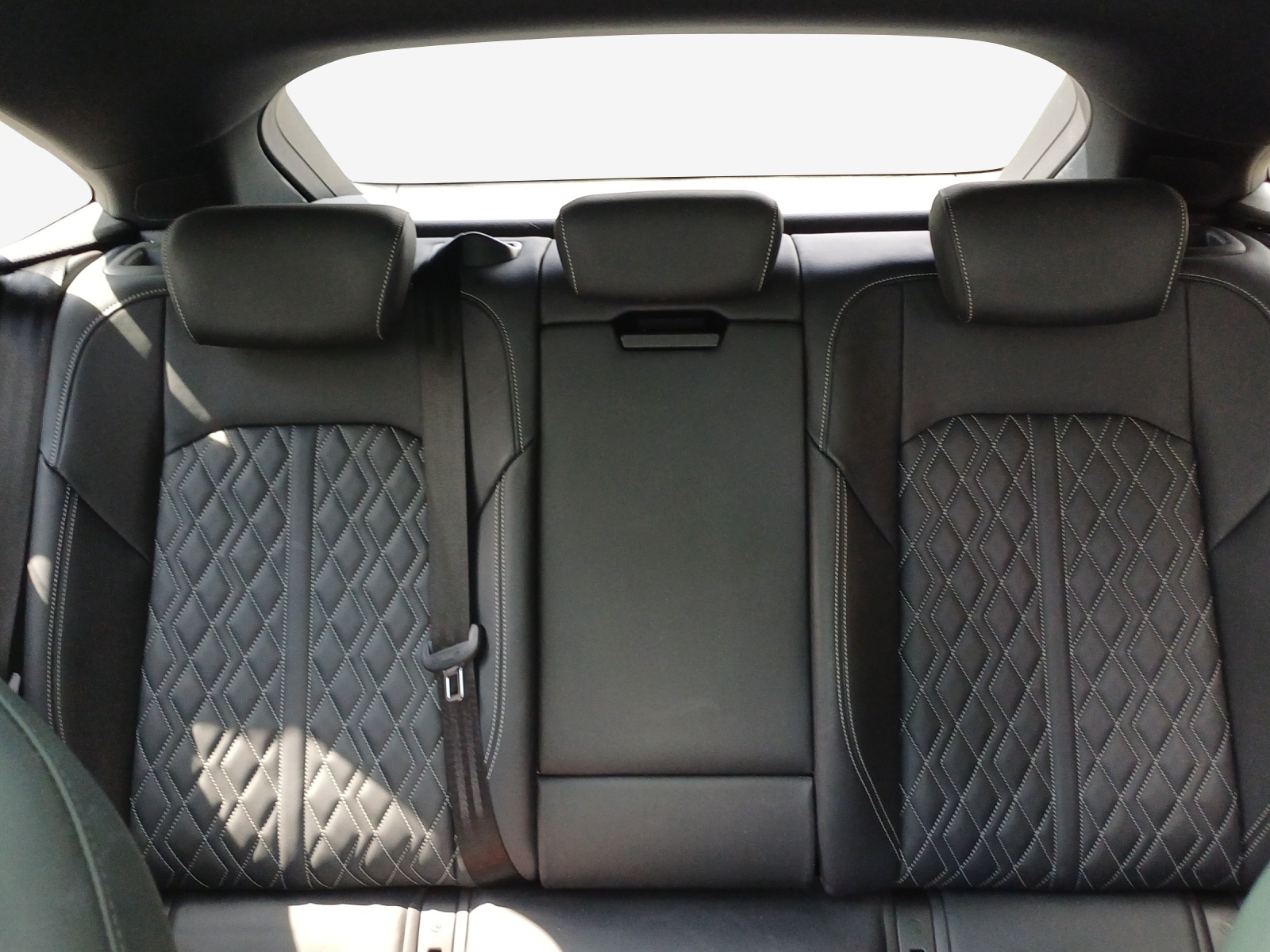 AUDI e-tron 55 Sportback S Line Black Edition quattro-image-11