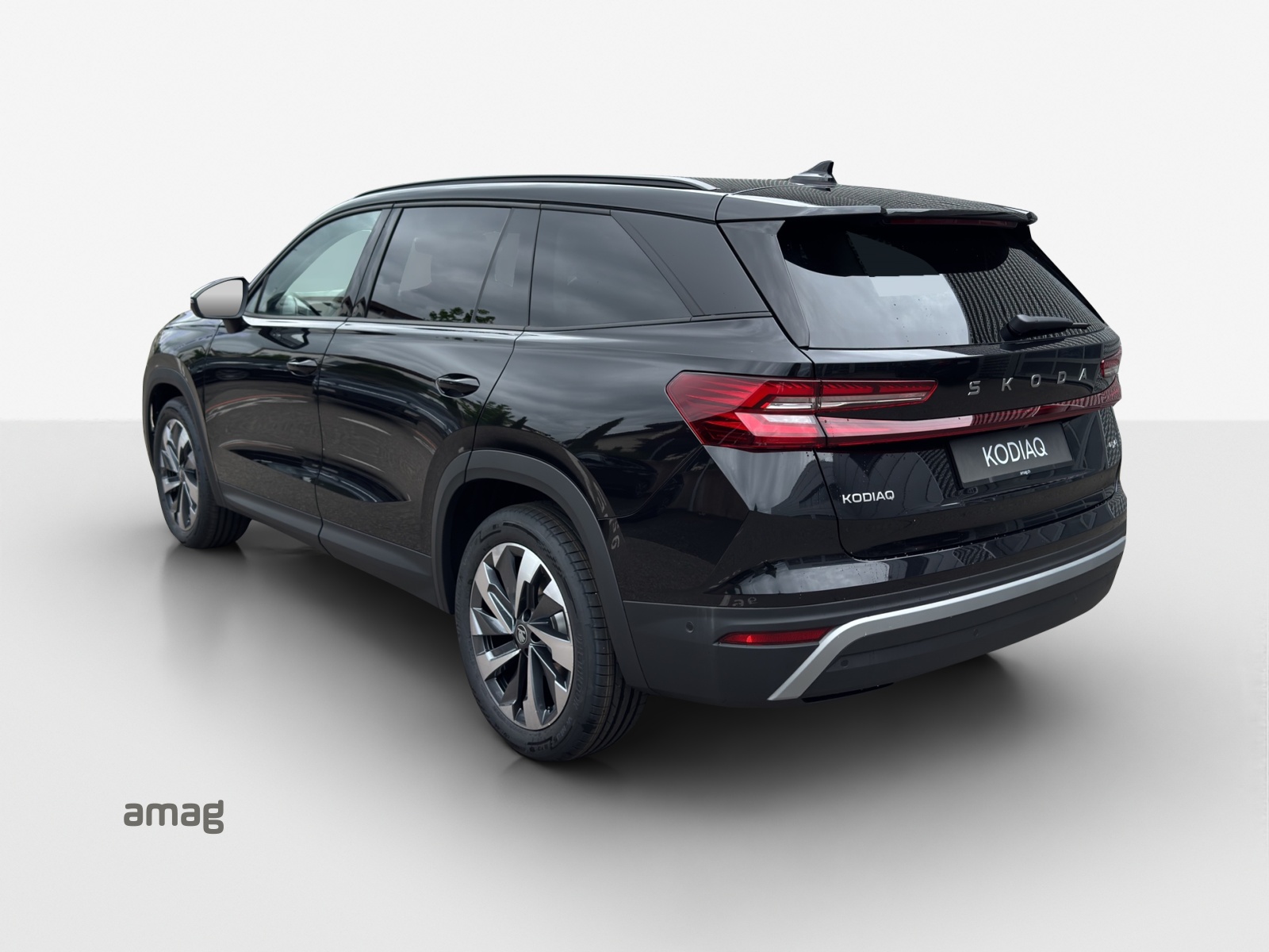 SKODA Kodiaq 2.0 TSI Selection 4x4-image-2