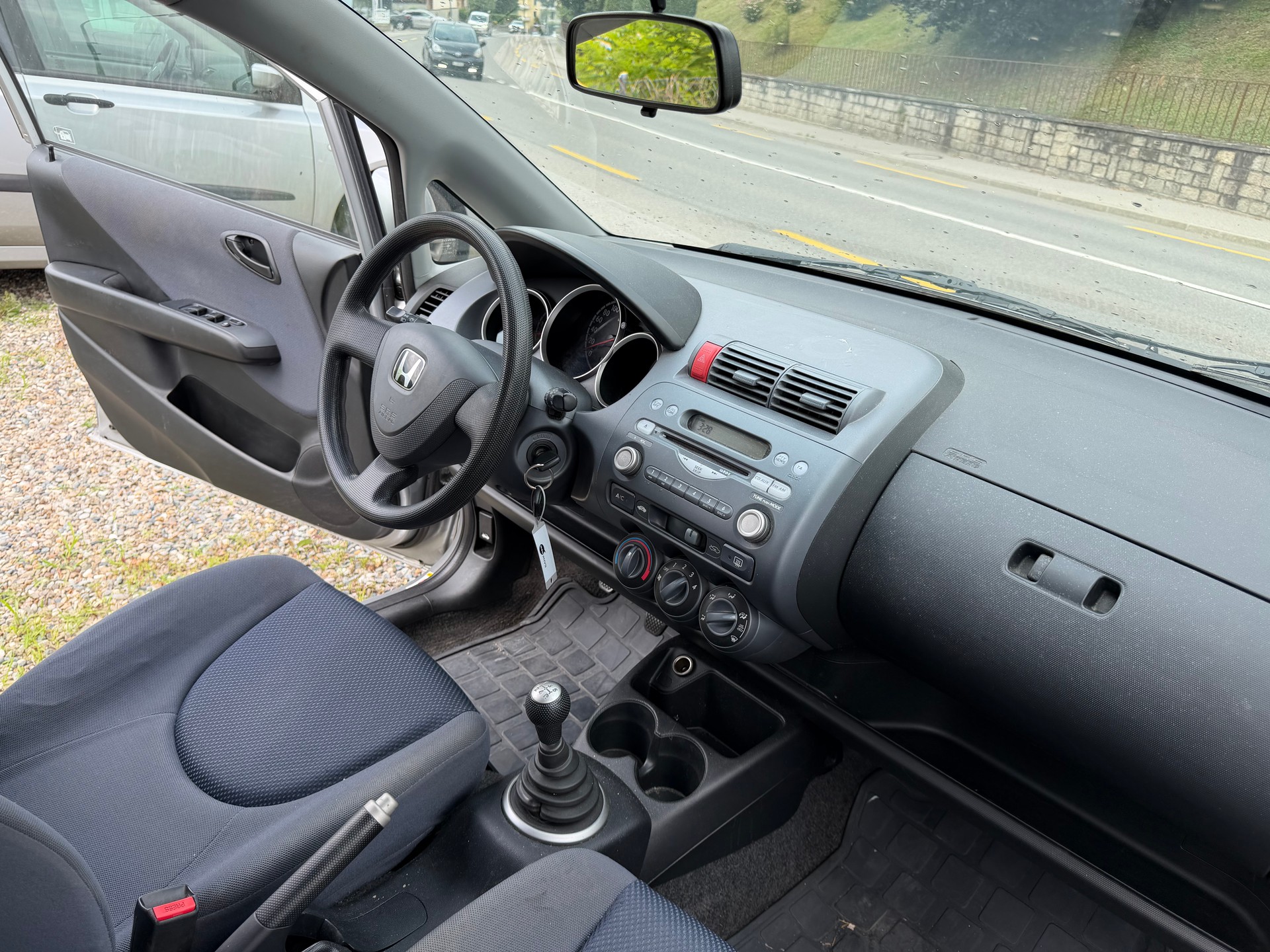 HONDA Jazz 1.4i LS-image-11