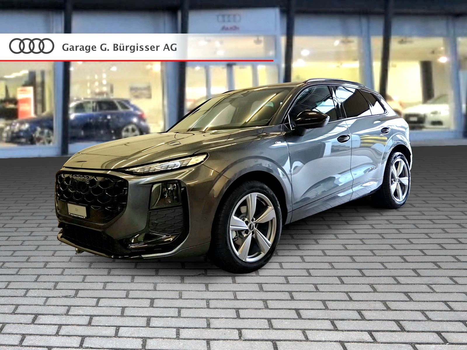 AUDI Q3 SUV 110 kW TFSI S tronic Daytonagrau Perleffekt-image-0