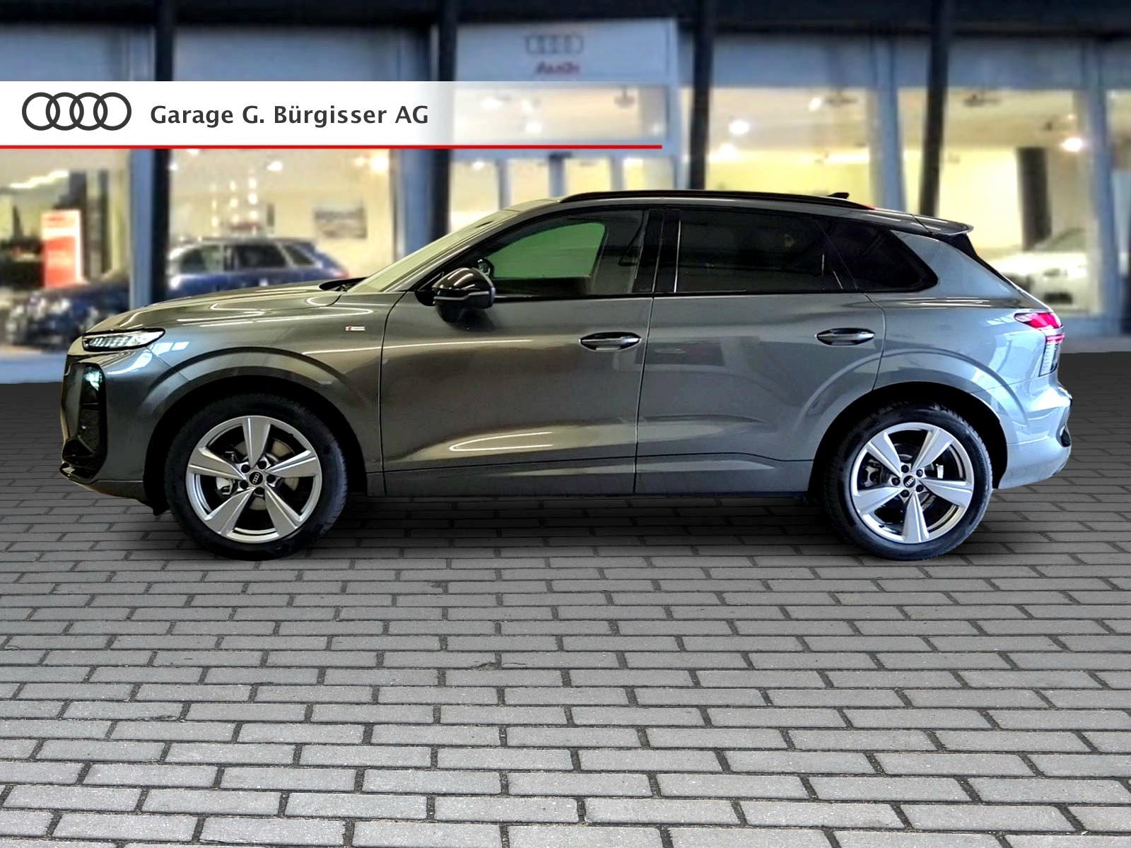 AUDI Q3 SUV 110 kW TFSI S tronic Daytonagrau Perleffekt-image-2
