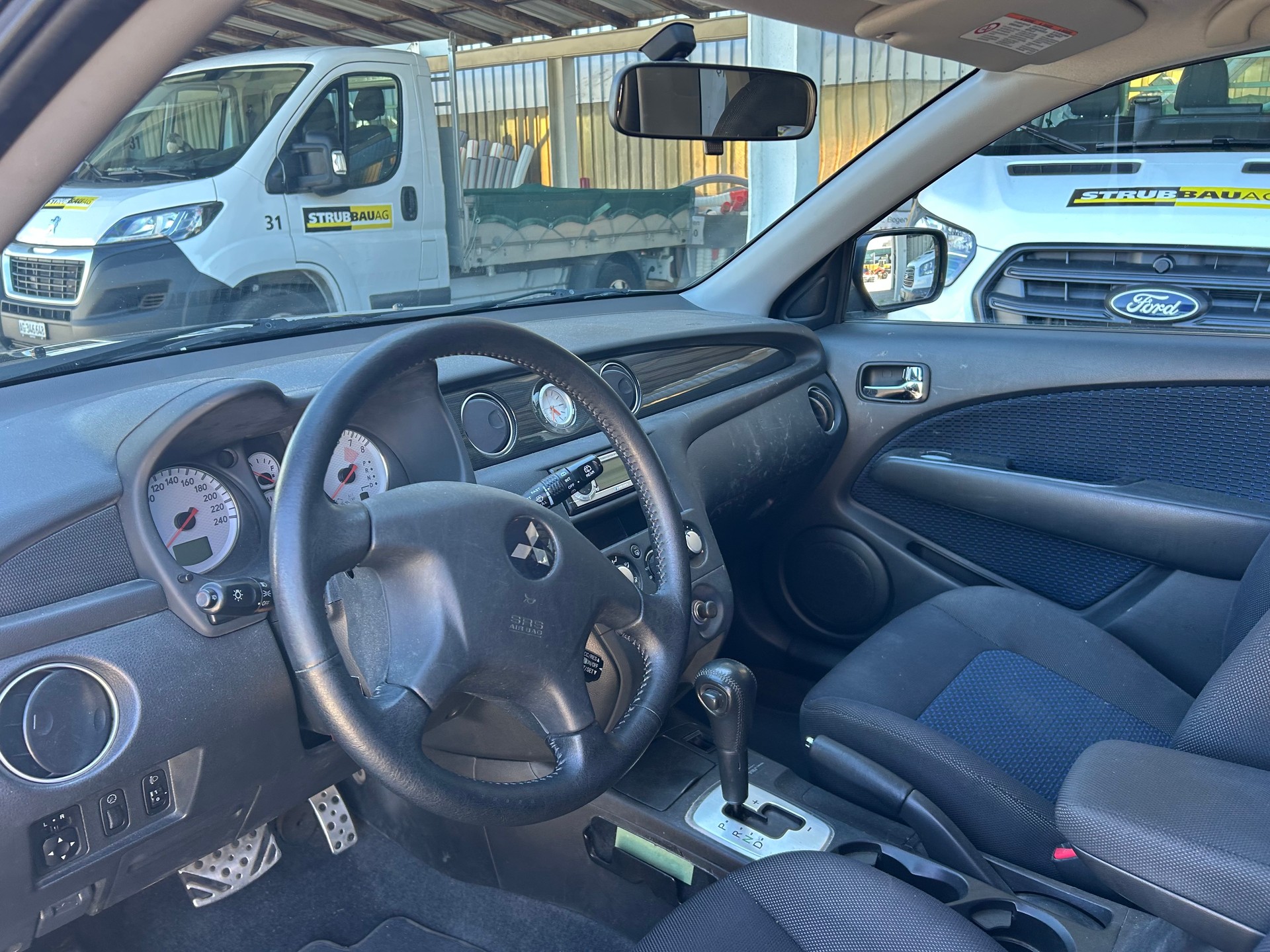 MITSUBISHI Outlander 2.4 16V Ralliart-image-9