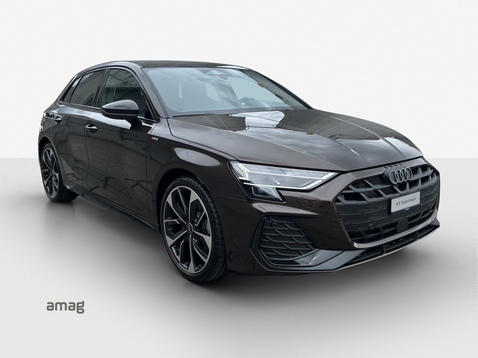 AUDI A3 Sportback TFSI 110 kW S line Attraction S tronic-image-5