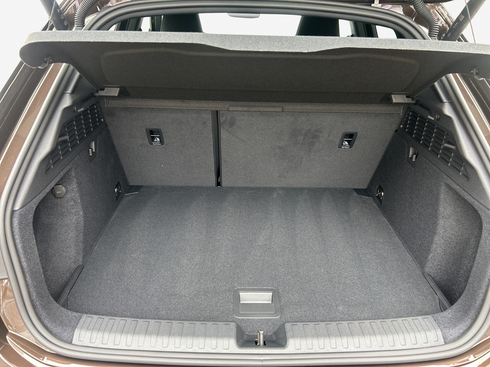 AUDI A3 Sportback TFSI 110 kW S line Attraction S tronic-image-12