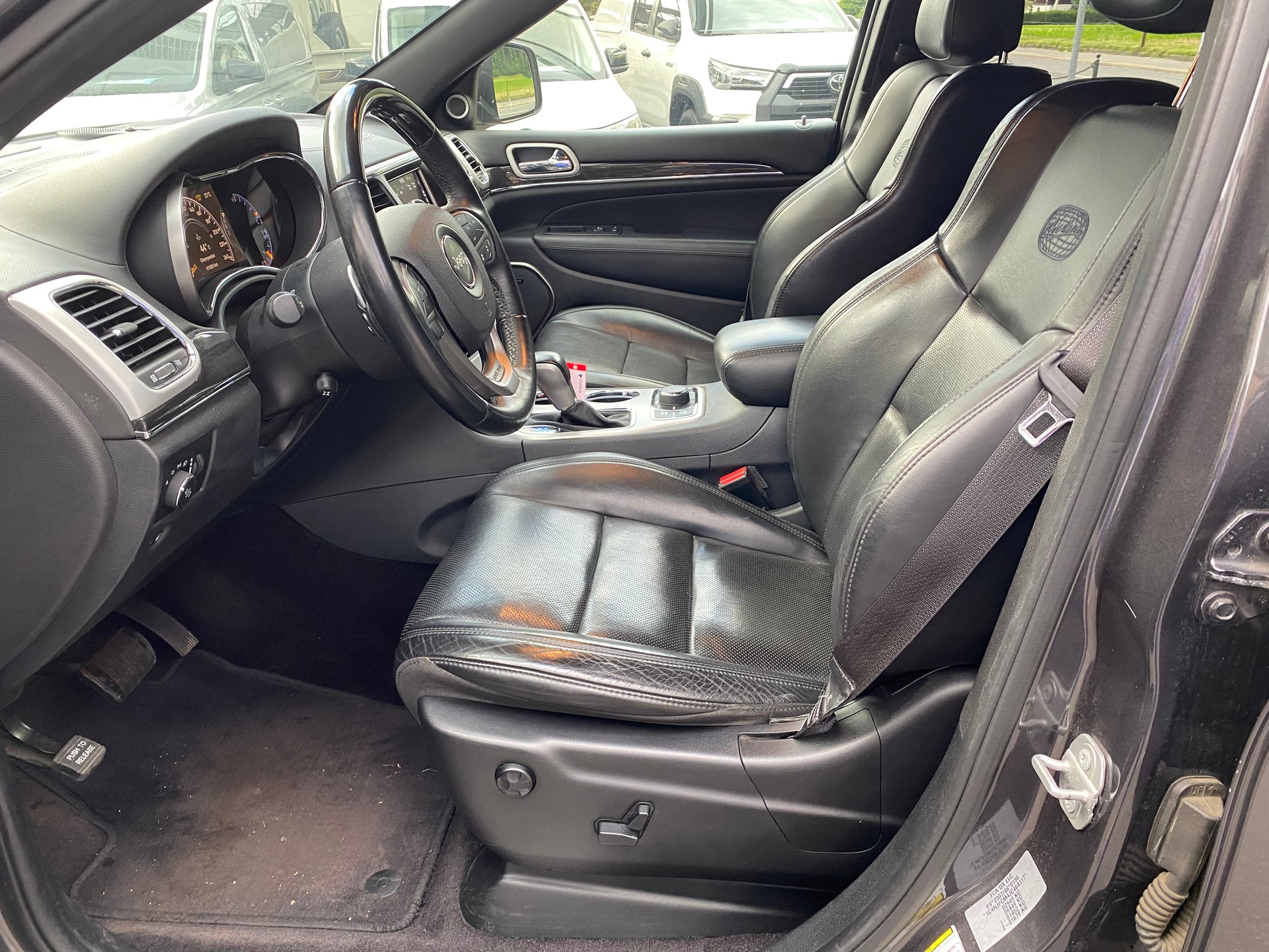 JEEP Grand Cherokee 3.0 CRD Overland Automatic-image-2