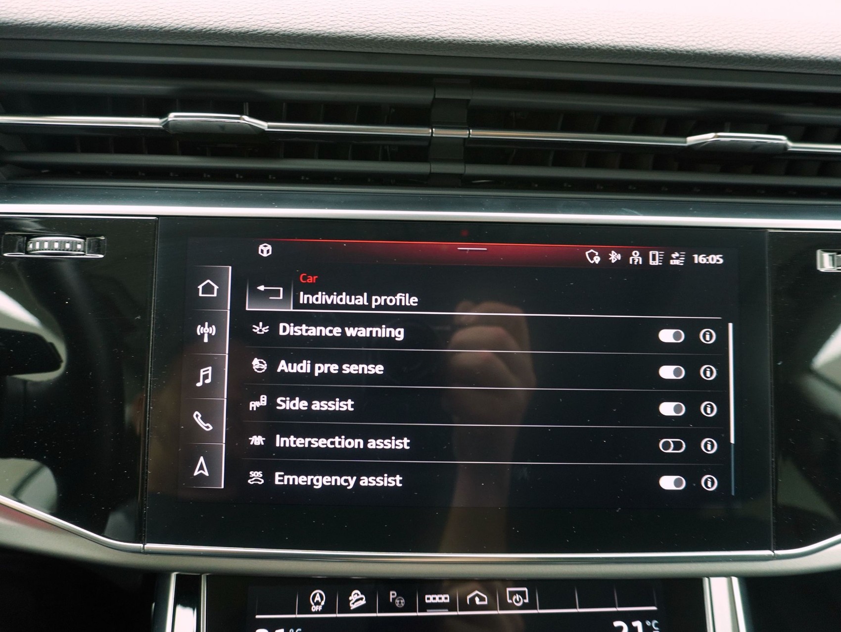 AUDI Q8 50 TDI quattro T-Tronic-image-24