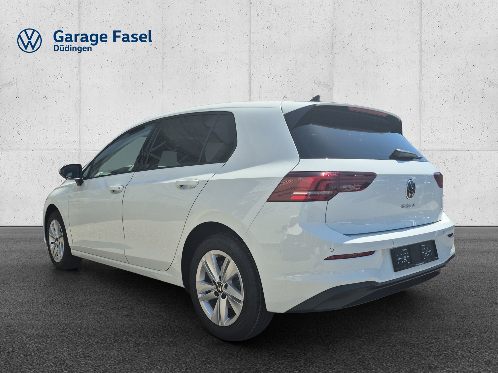 VW Golf 1.5 TSI Basis-image-2