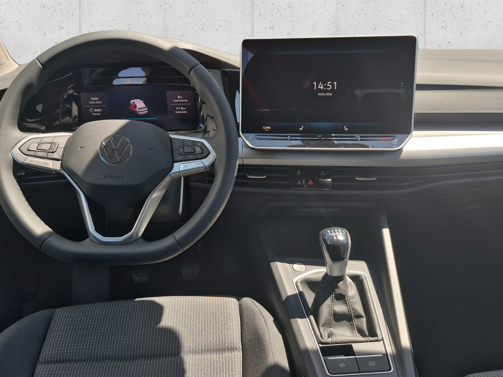 VW Golf 1.5 TSI Basis-image-13