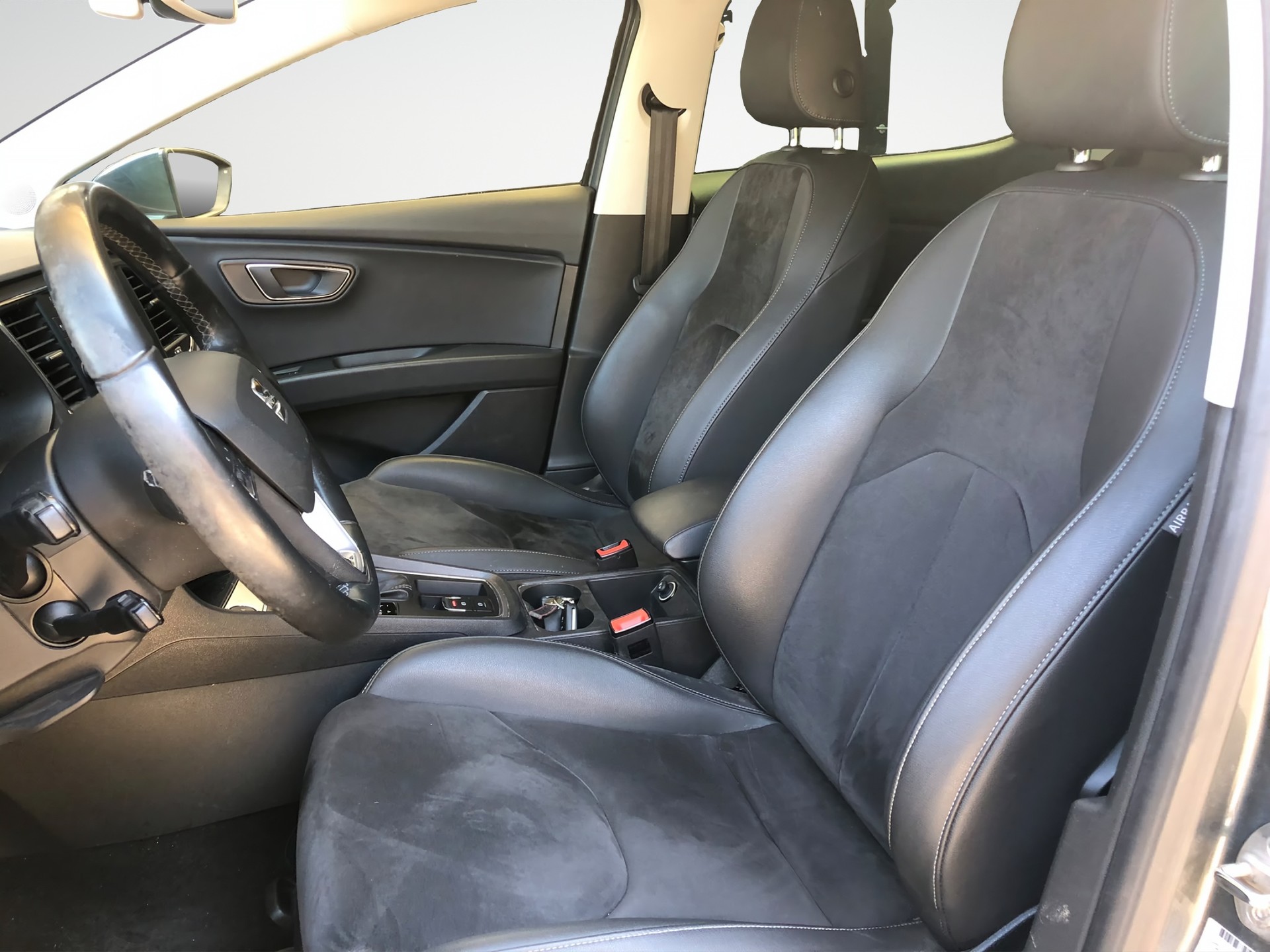 SEAT Leon 1.4 TSI FR DSG-image-8