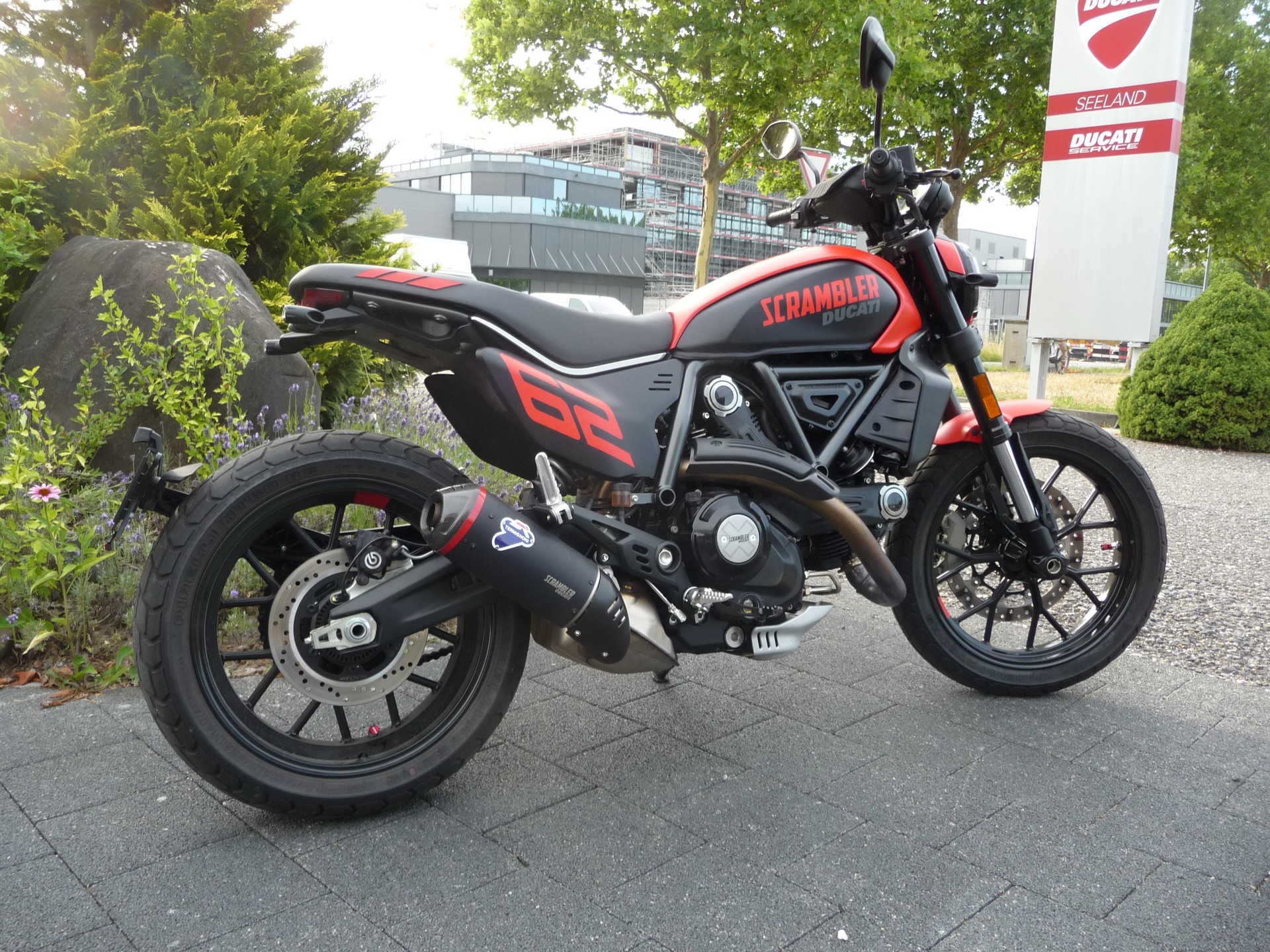 DUCATI Scrambler 803 Full Throttle