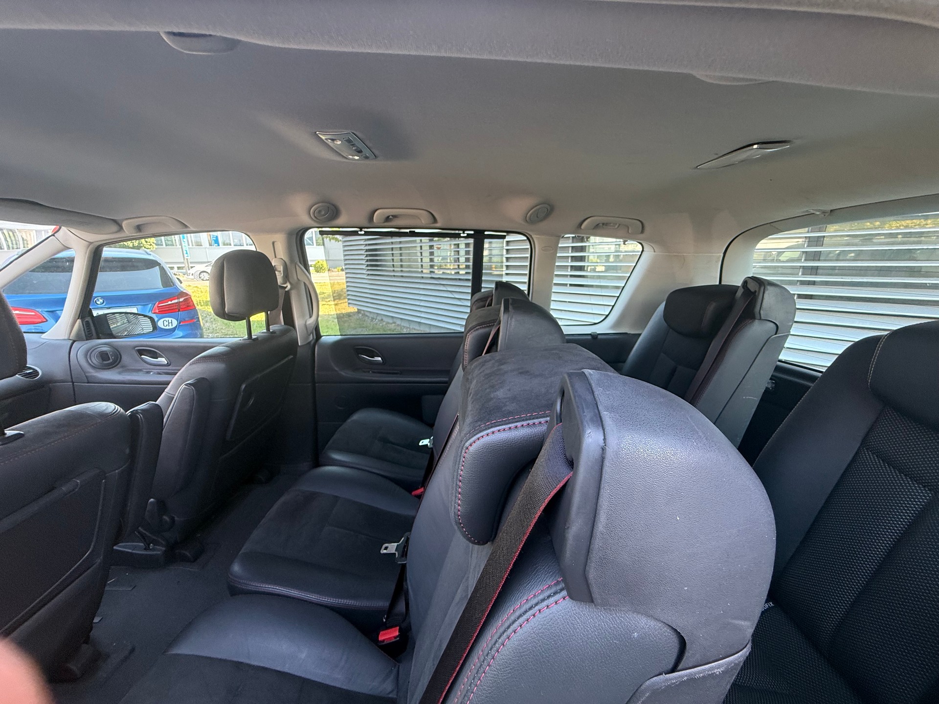RENAULT Grand Espace 2.0 dCi Dynamique 7 Platz-image-4
