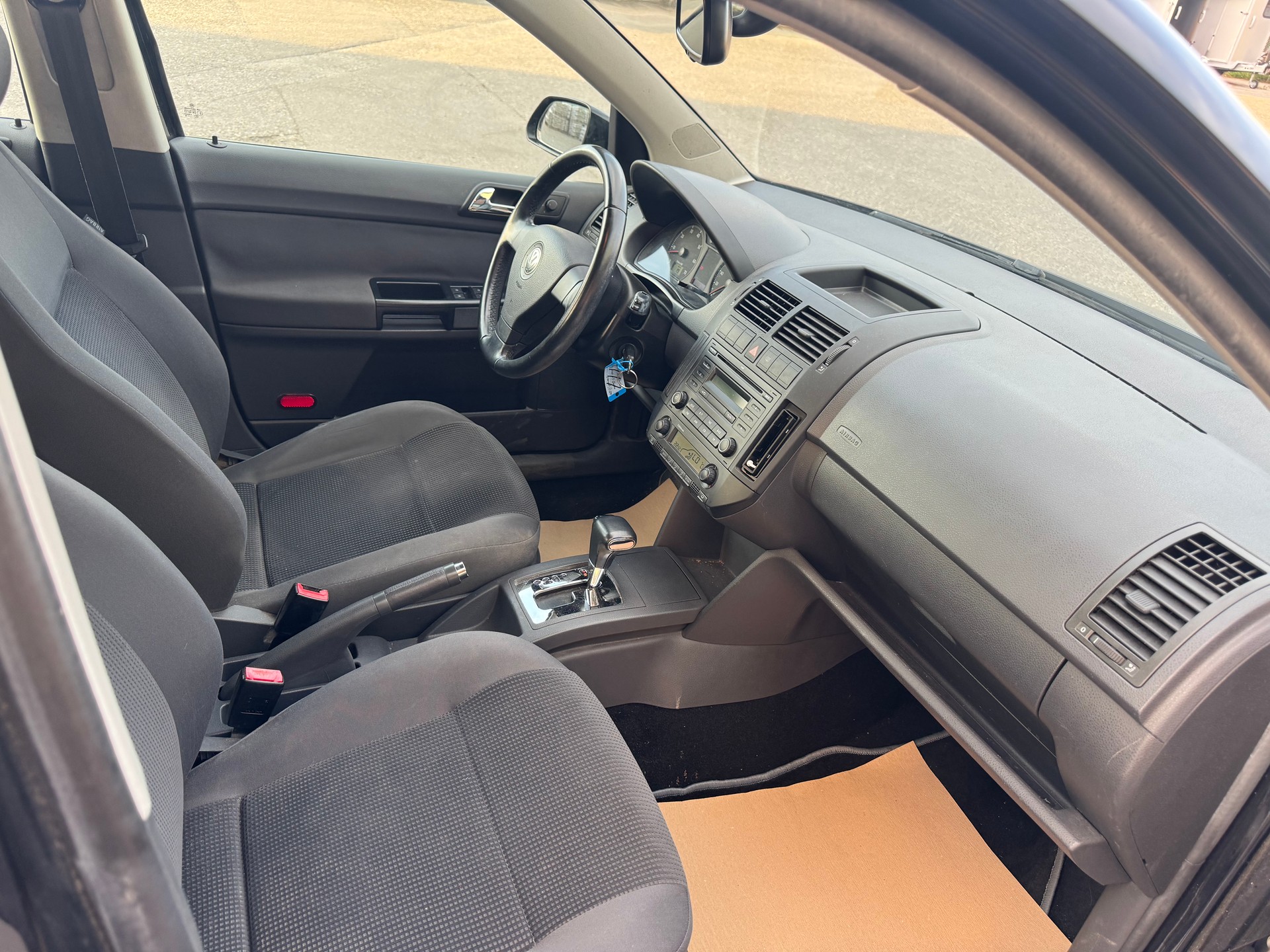 VW Polo 1.6 16V Comfortline-image-6