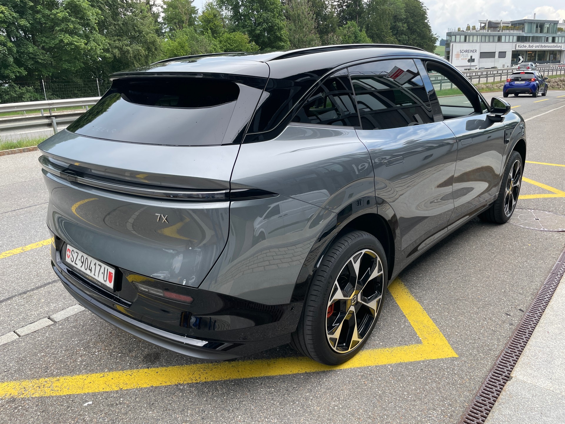 ZEEKR ZEEKR 7X Privilege AWD 100kWh mit Comfort inkl. Cockpit Paket-image-4