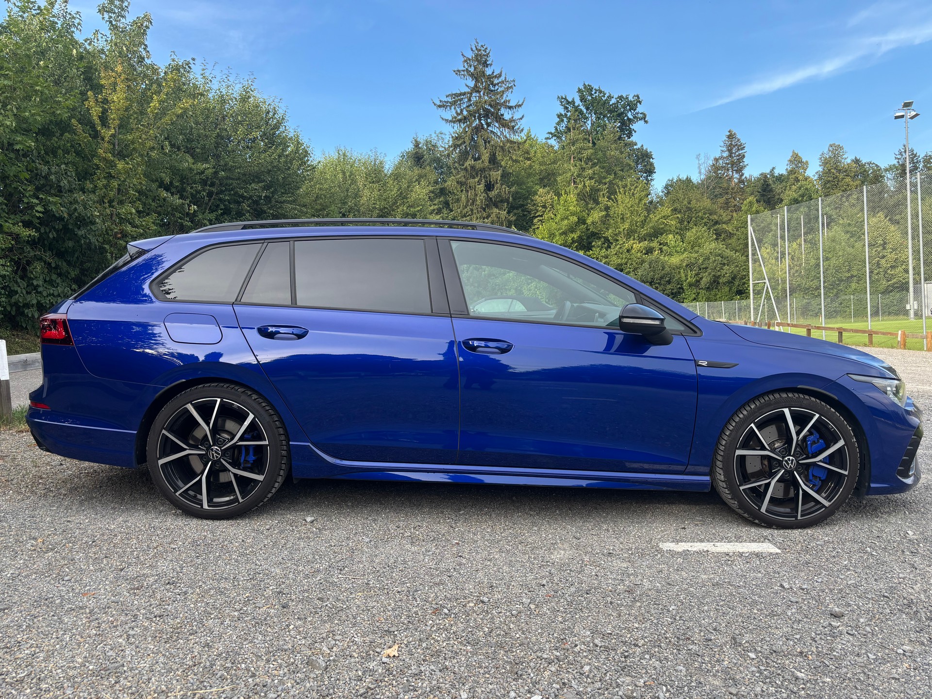 VW 2.0 TSI R DSG 4motion-image-1