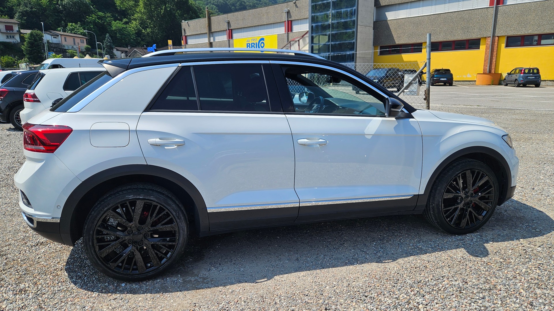 VW T-Roc 1.5 TSI EVO Sport DSG-image-2