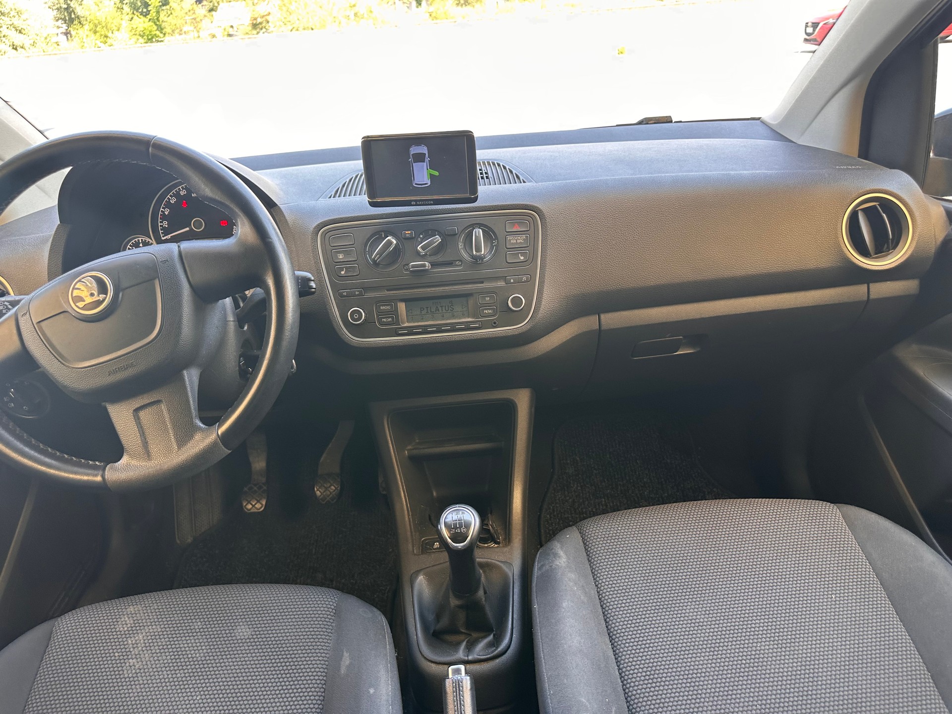 SKODA Citigo 1.0 Ambition ASG-image-7