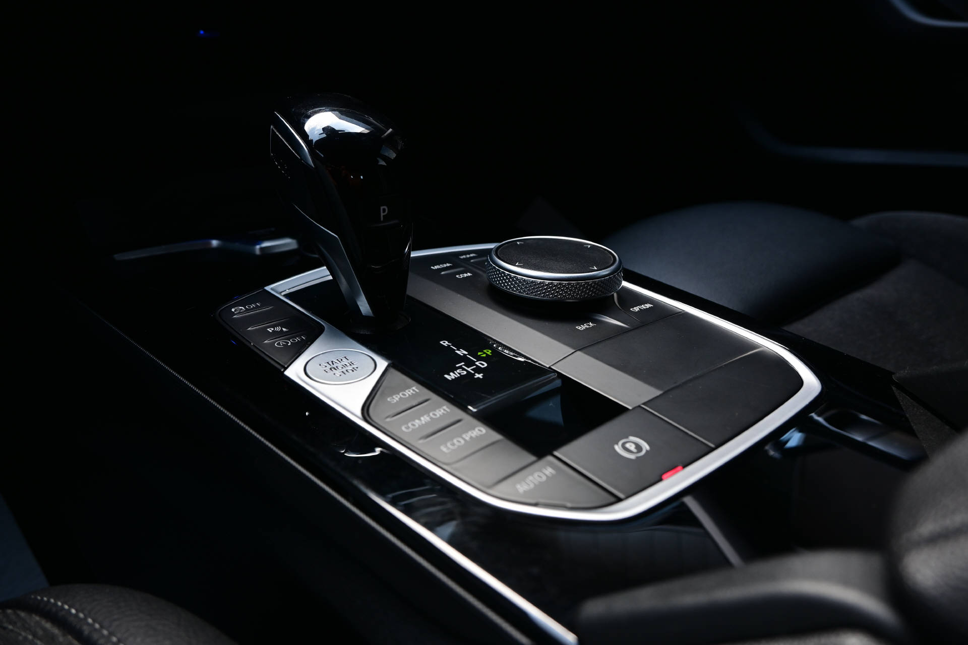 BMW 118i Sportline *ab MFK*ab Service*CH-Auto*-image-13