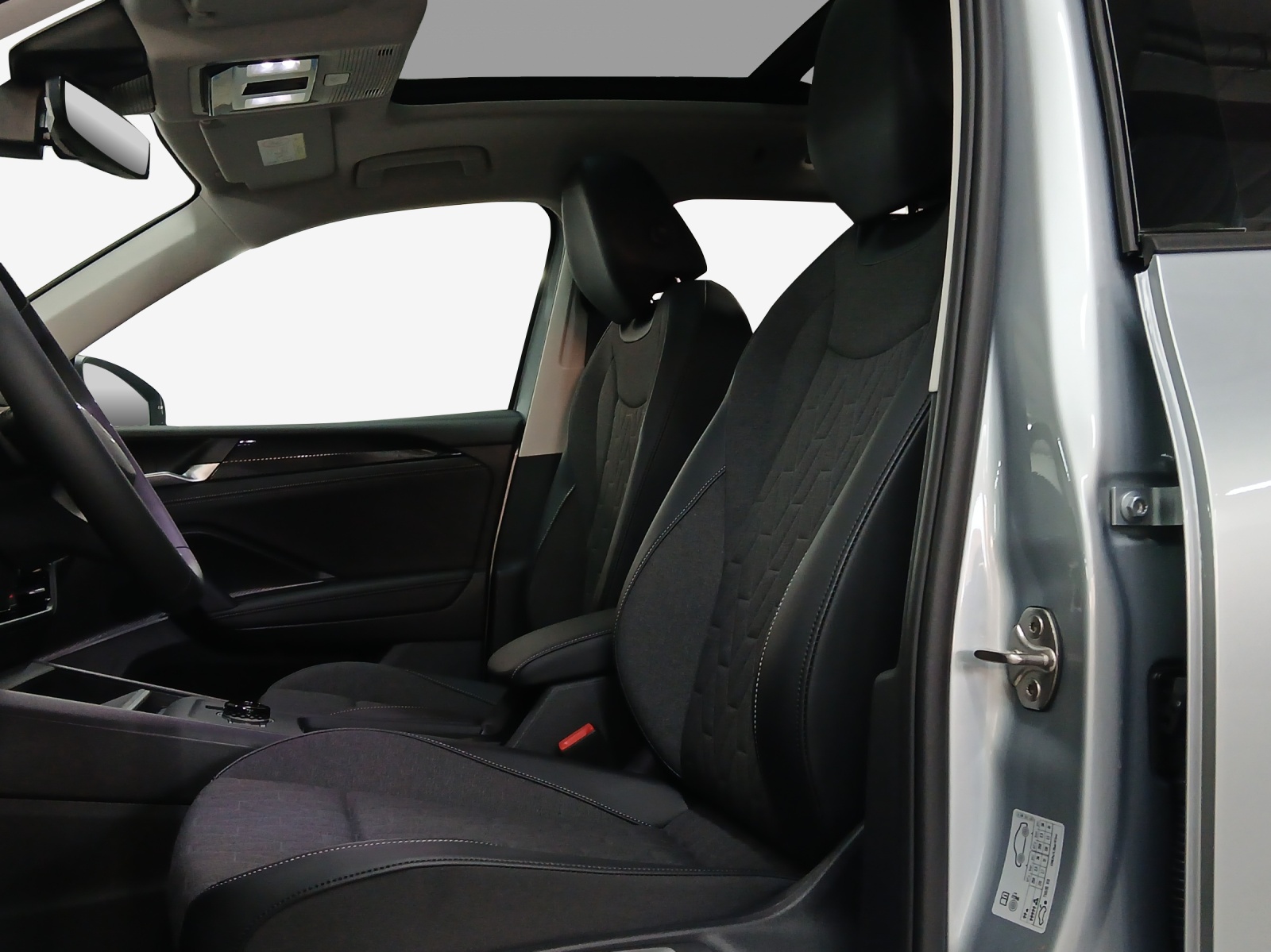 VW Tiguan 2.0 TSI DSG Life 4Motion-image-7
