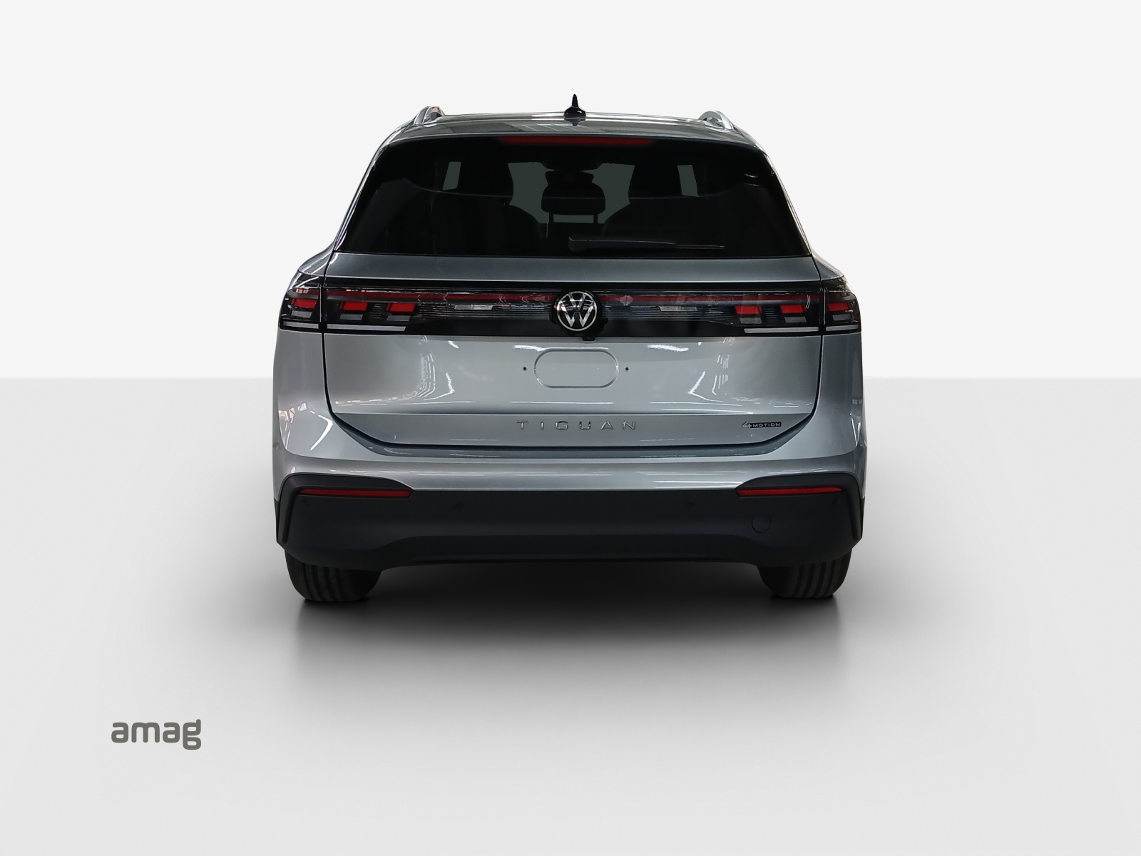 VW Tiguan 2.0 TSI DSG Life 4Motion-image-3