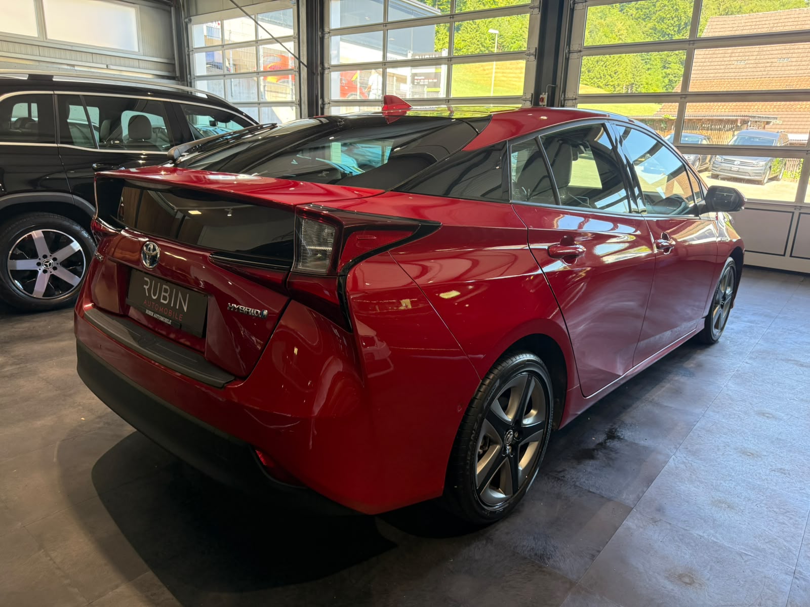 TOYOTA Prius 1.8 VVT-i HSD AWD-i Premium-image-5