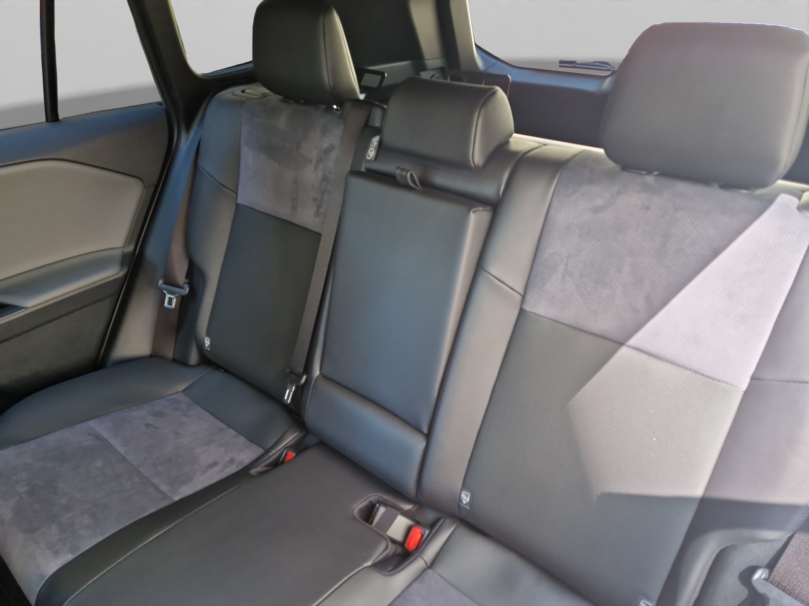 TOYOTA RAV-4 2.5 HEV Style 48163/001-image-10