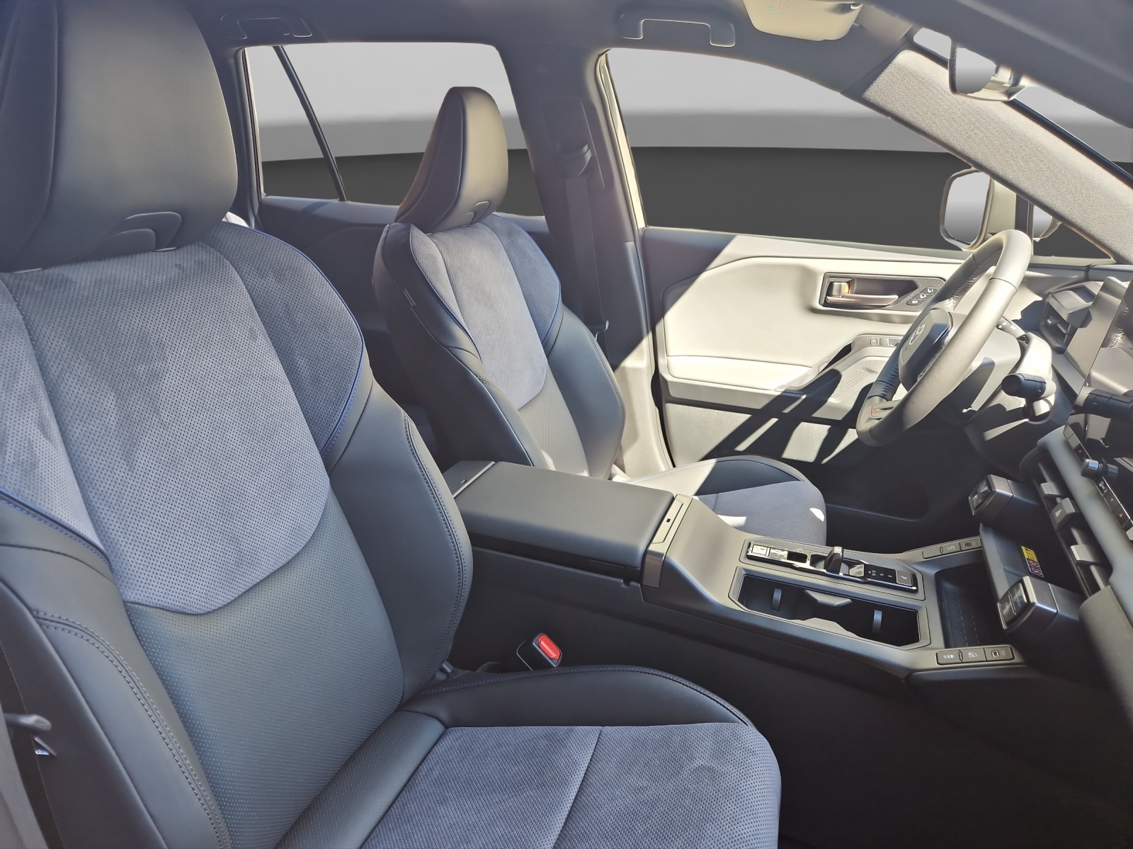 TOYOTA RAV-4 2.5 HEV Style 48163/001-image-8