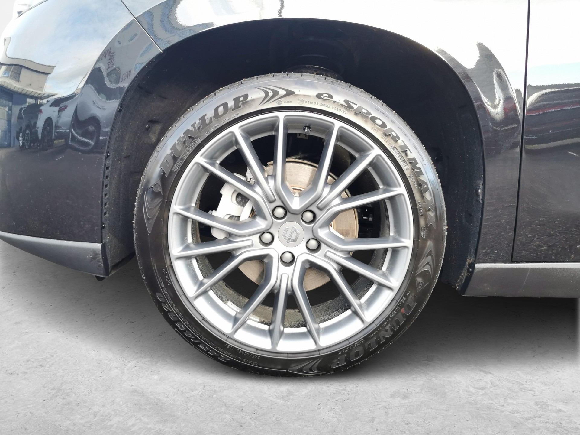 LEAPMOTOR C10 1.5 REEV Design-image-9