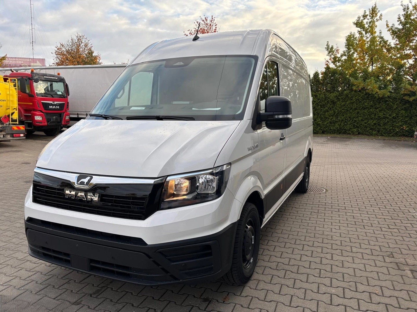 MAN TGE 3.5 Lang Kasten-image-0