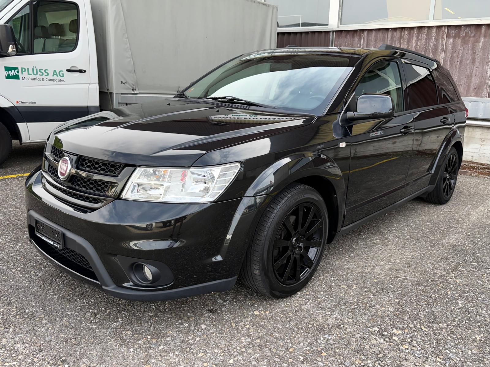 FIAT Freemont 2.0 MJ Urban 7-Sitz Leder AHK-image-2