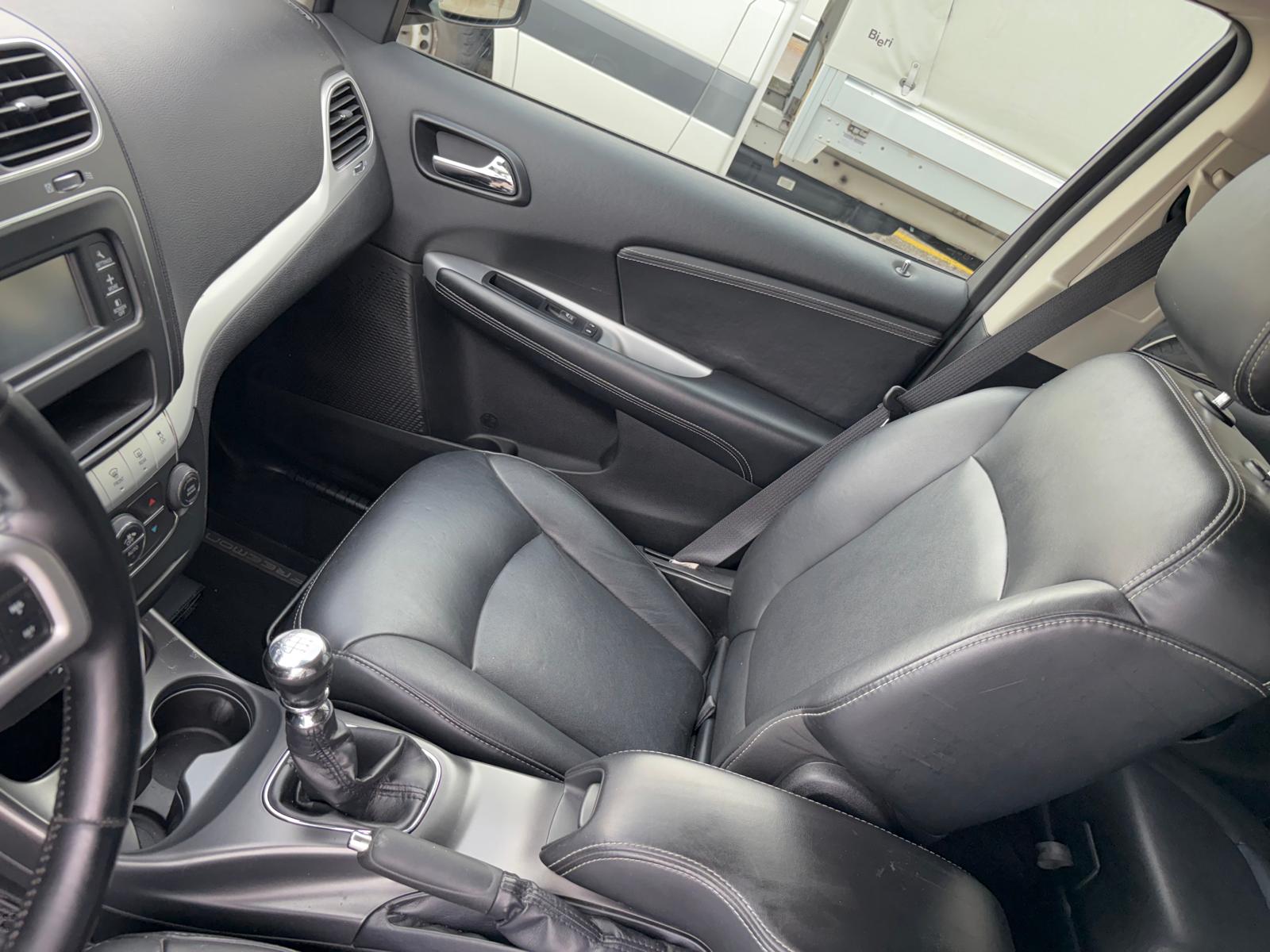 FIAT Freemont 2.0 MJ Urban 7-Sitz Leder AHK-image-7