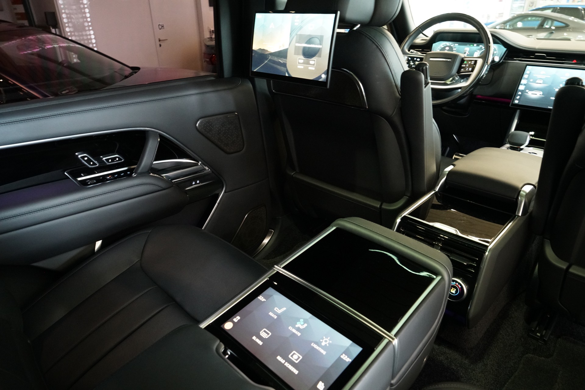LAND ROVER Range Rover LWB P460e Si6 PHEV Autobiography Automatic-image-22
