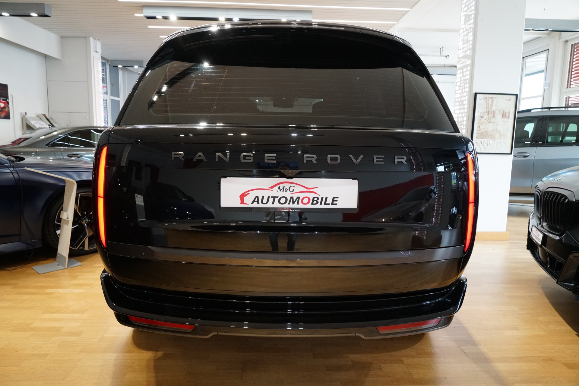 LAND ROVER Range Rover LWB P460e Si6 PHEV Autobiography Automatic-image-6