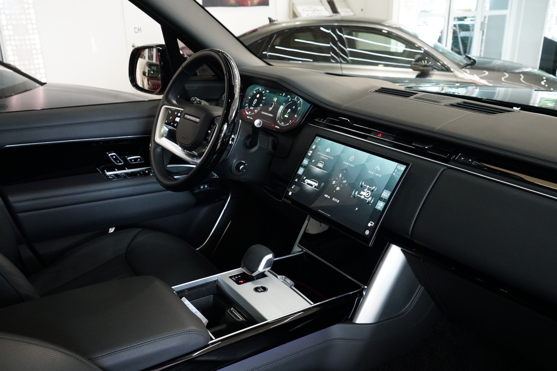 LAND ROVER Range Rover LWB P460e Si6 PHEV Autobiography Automatic-image-25