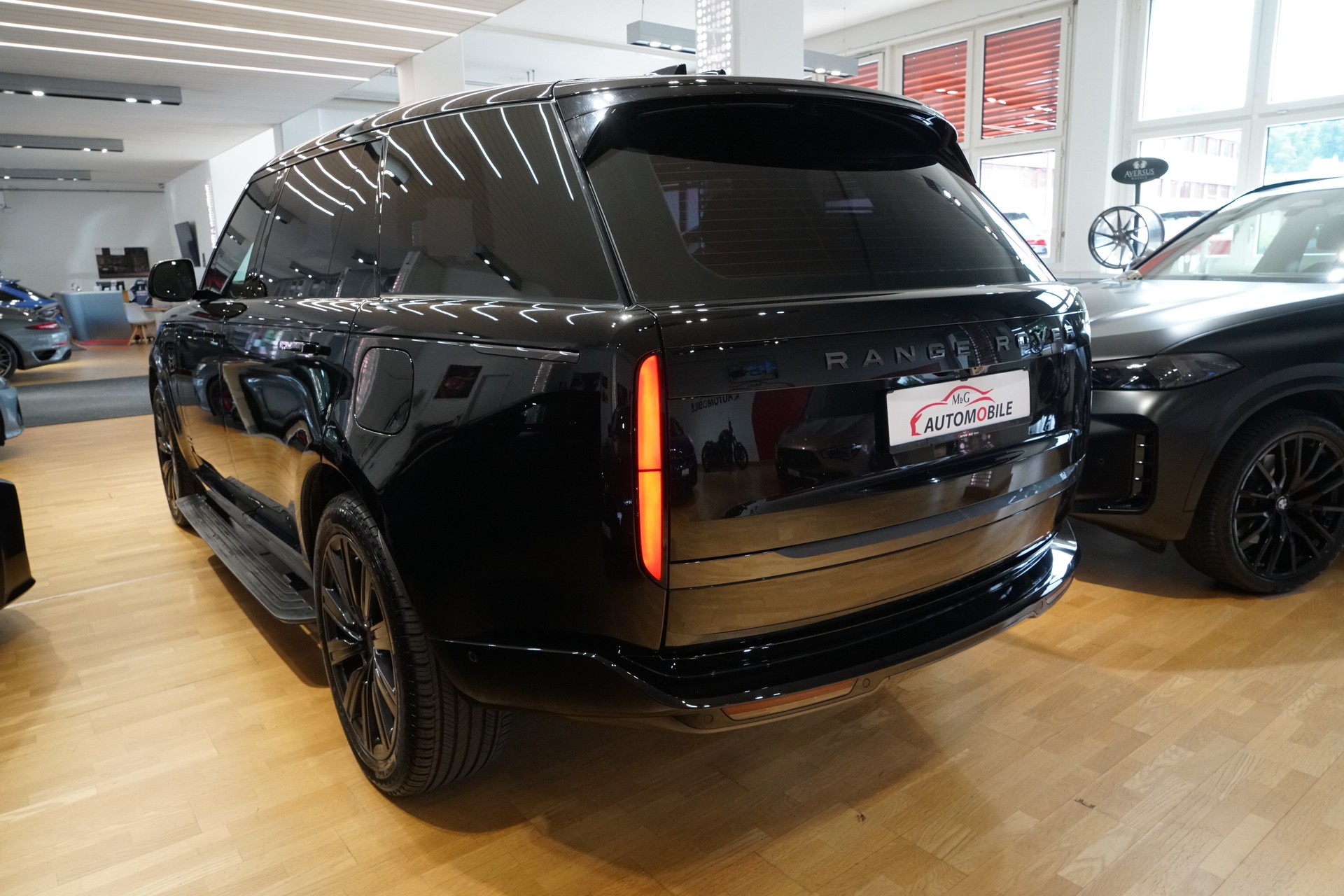 LAND ROVER Range Rover LWB P460e Si6 PHEV Autobiography Automatic-image-5