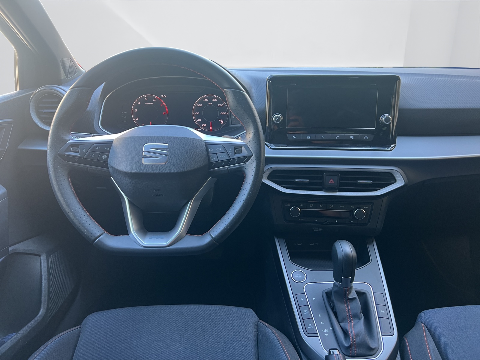 SEAT Ibiza 1.0 EcoTSI Anniversary DSG-image-9