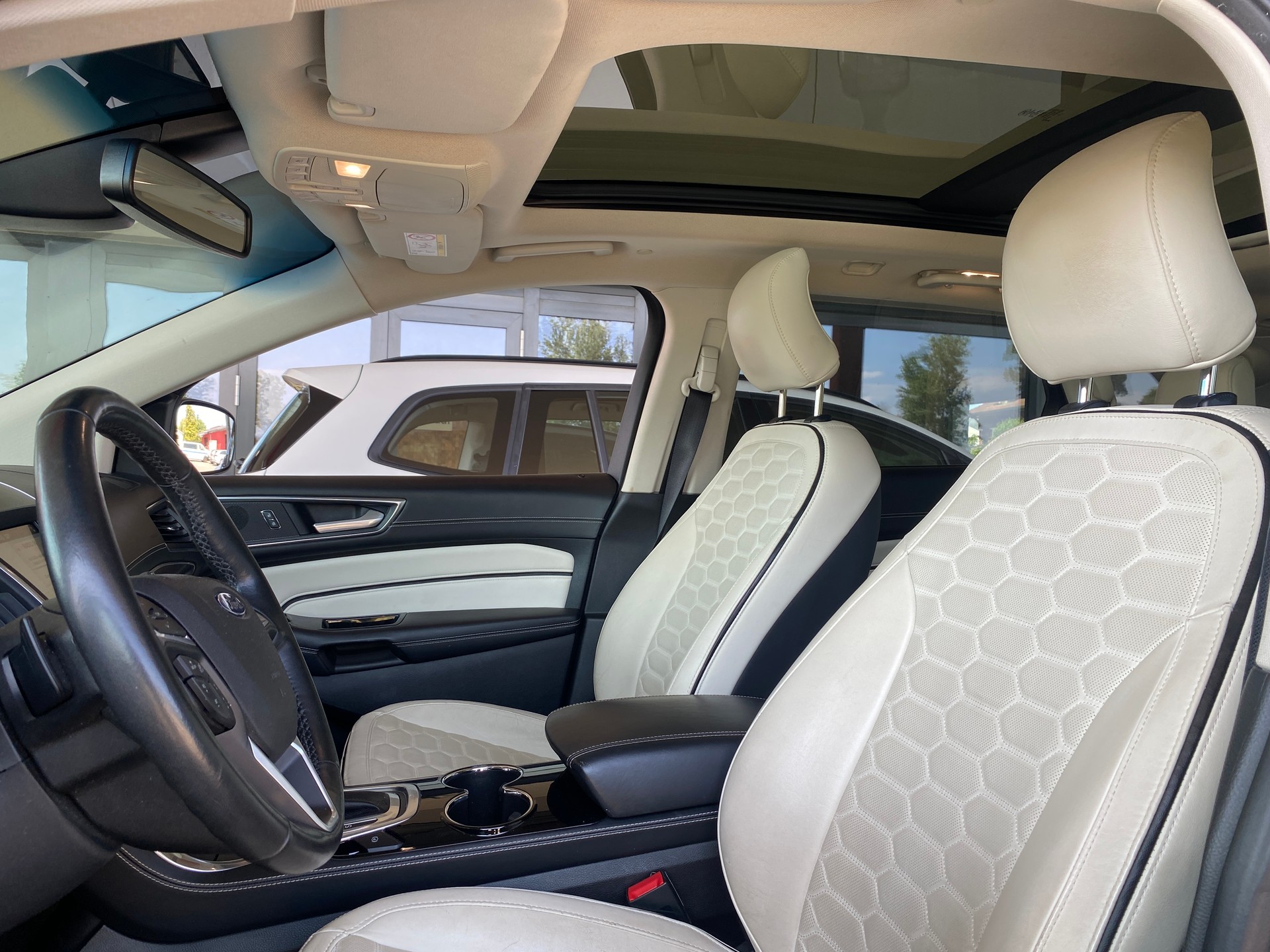 FORD Edge 2.0 TDCi Vignale 4WD PowerShift-image-5