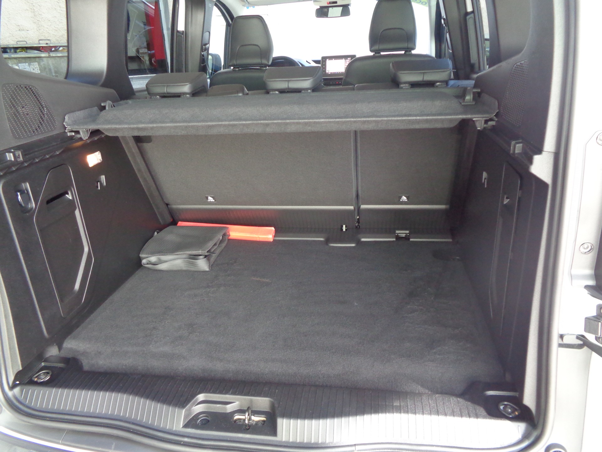 NISSAN Townstar Kombi 1.3 DIG-T L1 Tekna-image-10