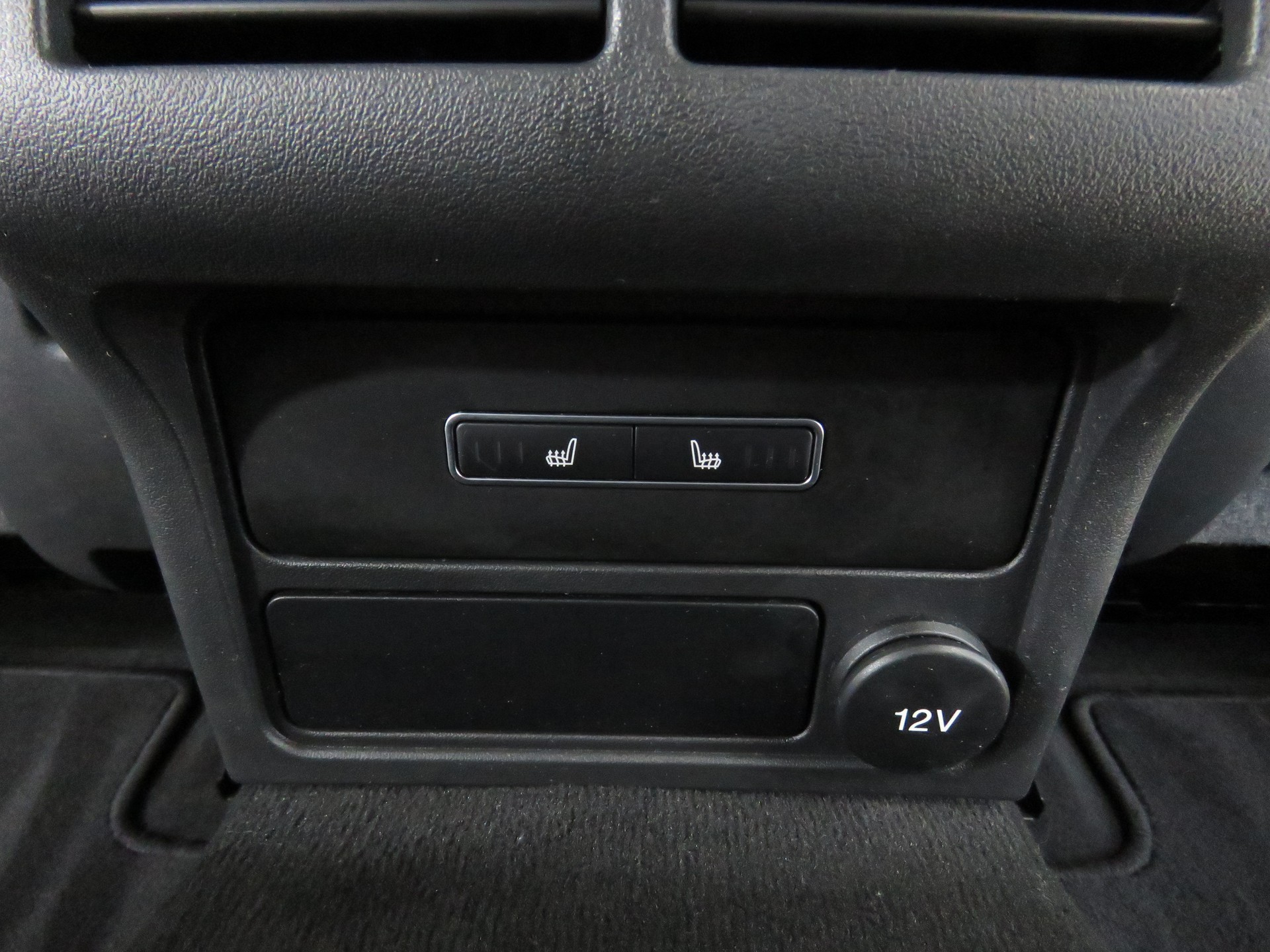 JAGUAR XE 20d Pure Automat-image-23