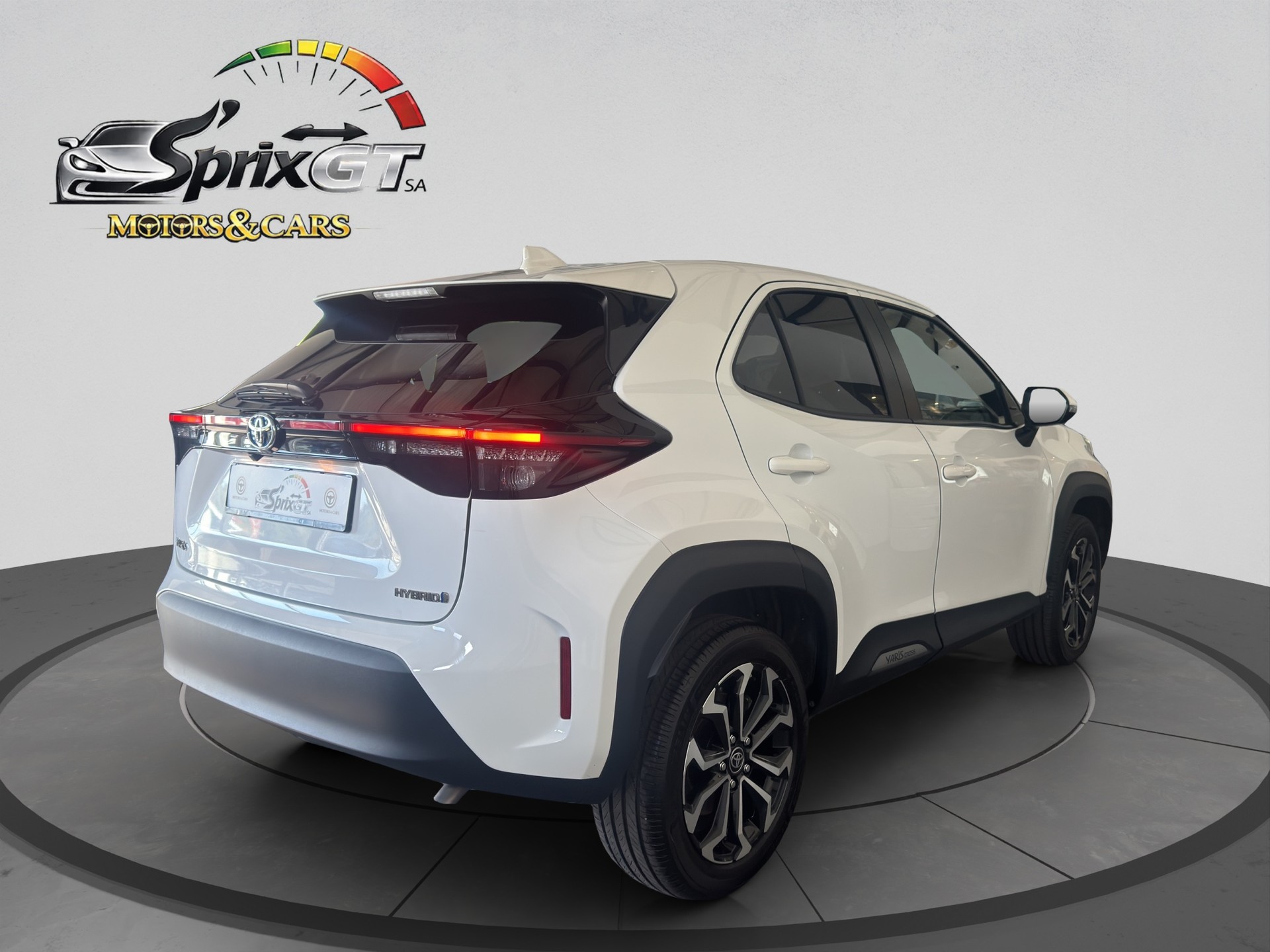 TOYOTA Yaris Cross 1.5 Trend e-CVT-image-4
