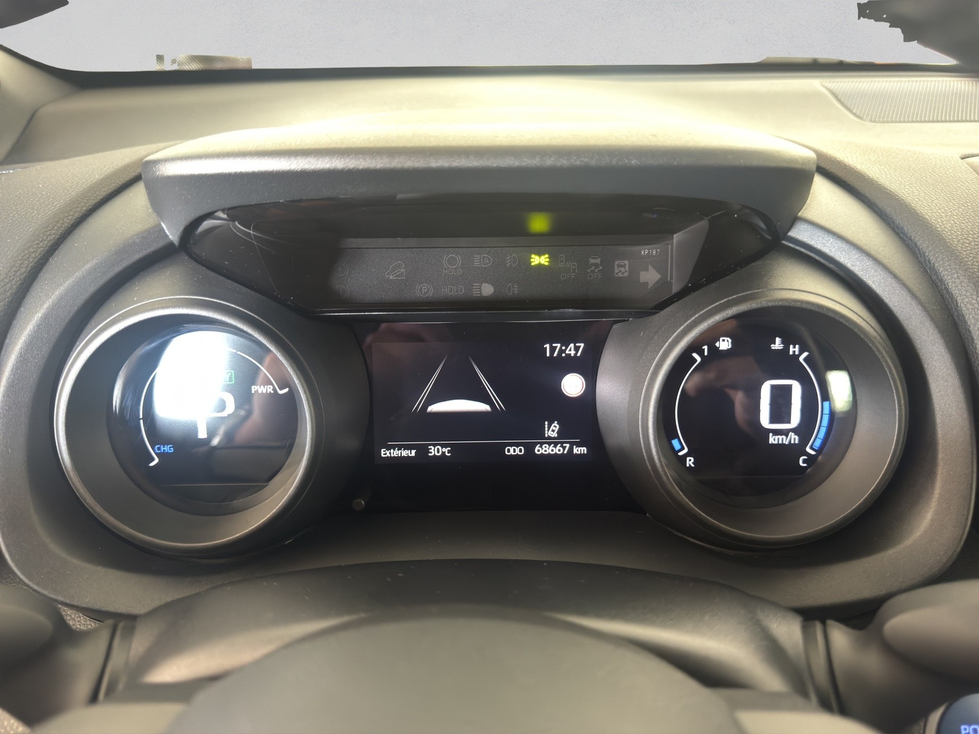TOYOTA Yaris Cross 1.5 Trend e-CVT-image-10