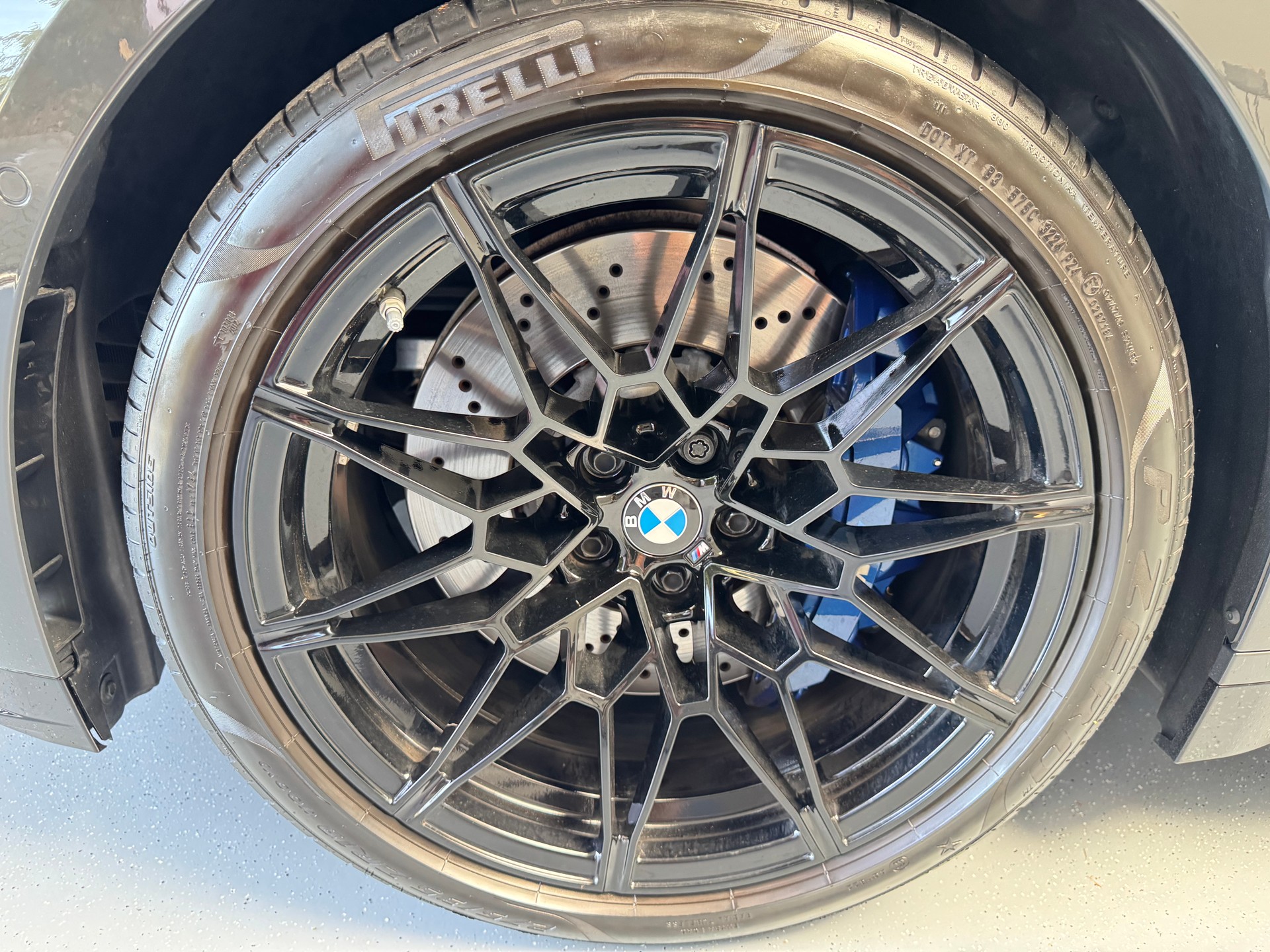 BMW M3 Competition-image-4
