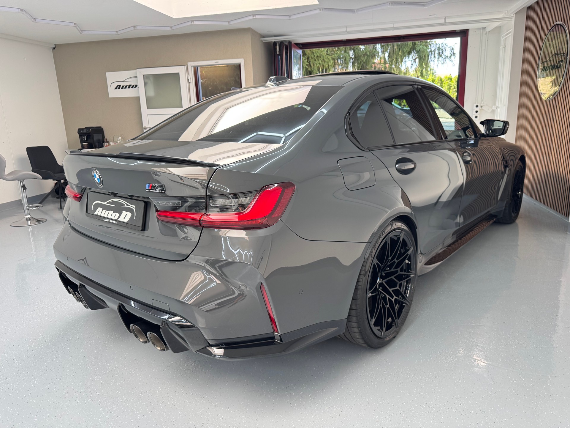 BMW M3 Competition-image-8