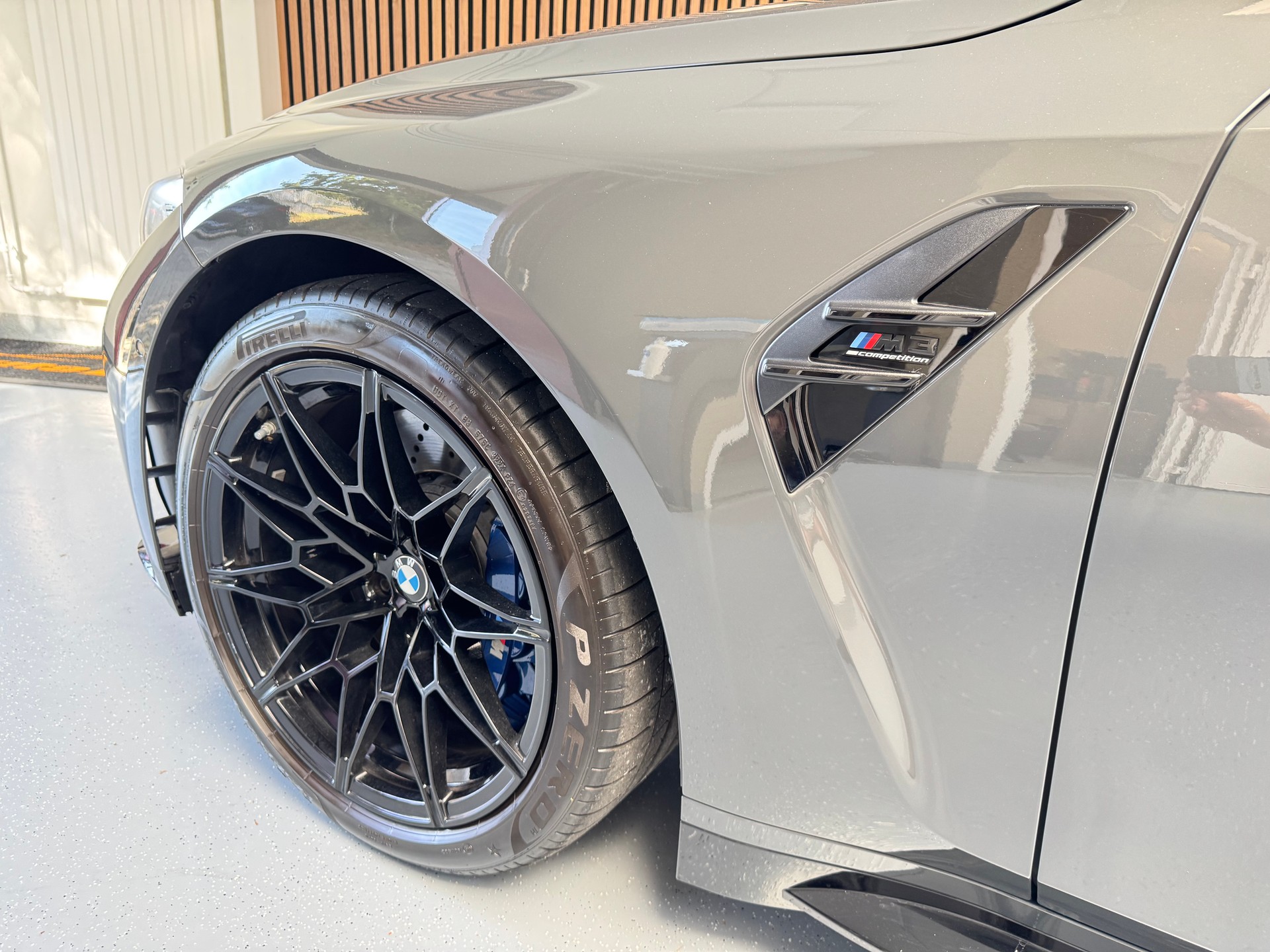 BMW M3 Competition-image-3