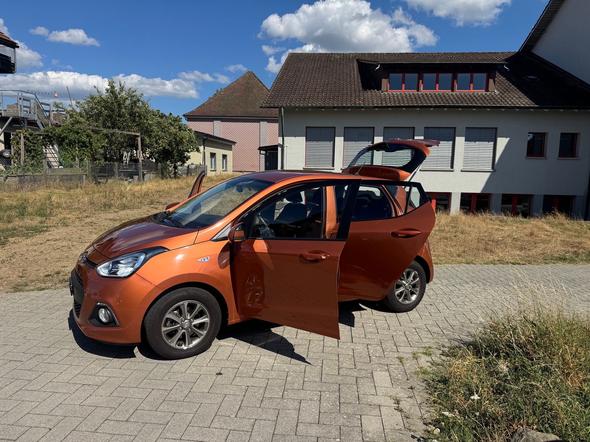HYUNDAI i10 1.2 Style Automatic-image-15