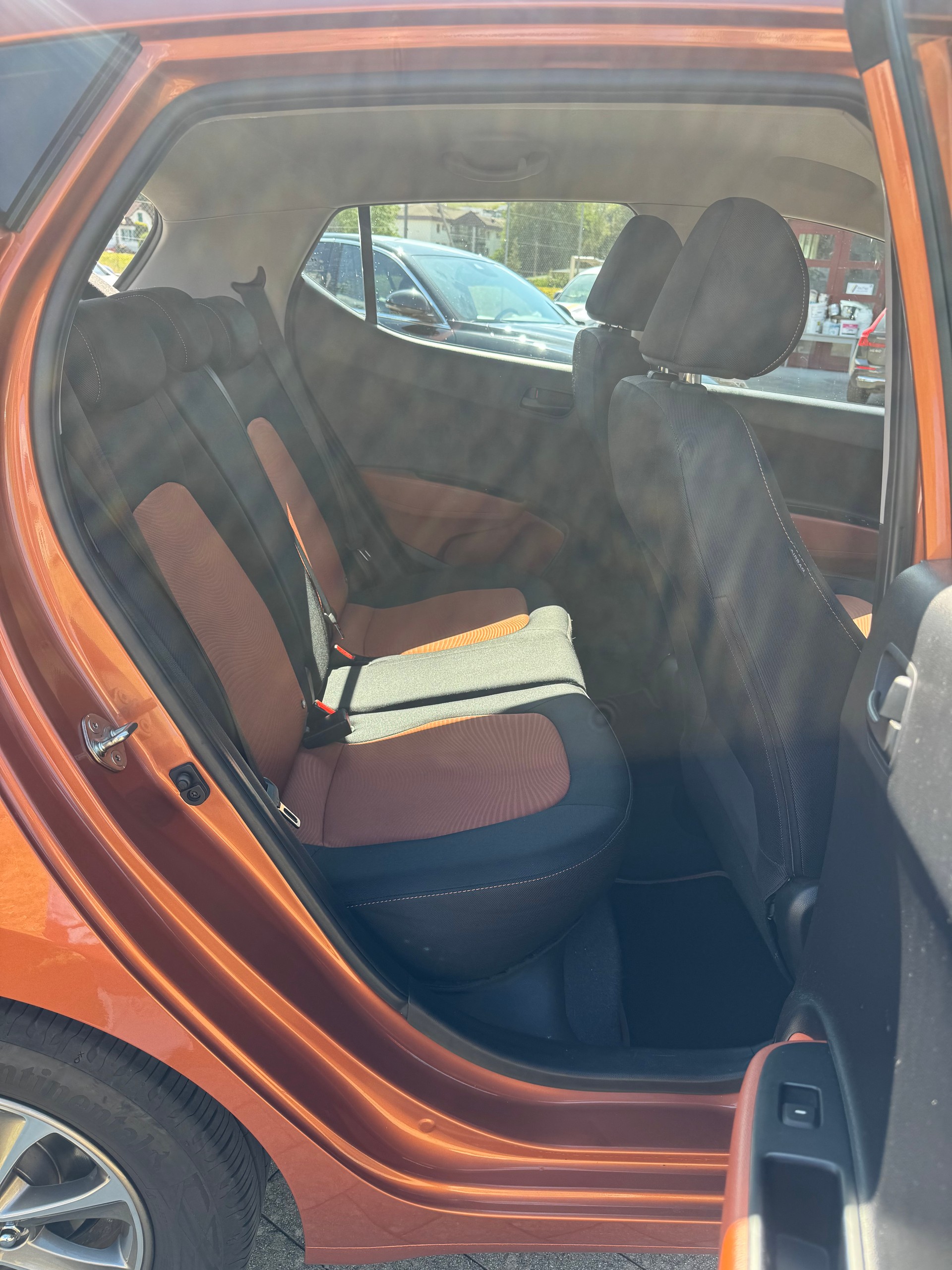 HYUNDAI i10 1.2 Style Automatic-image-10