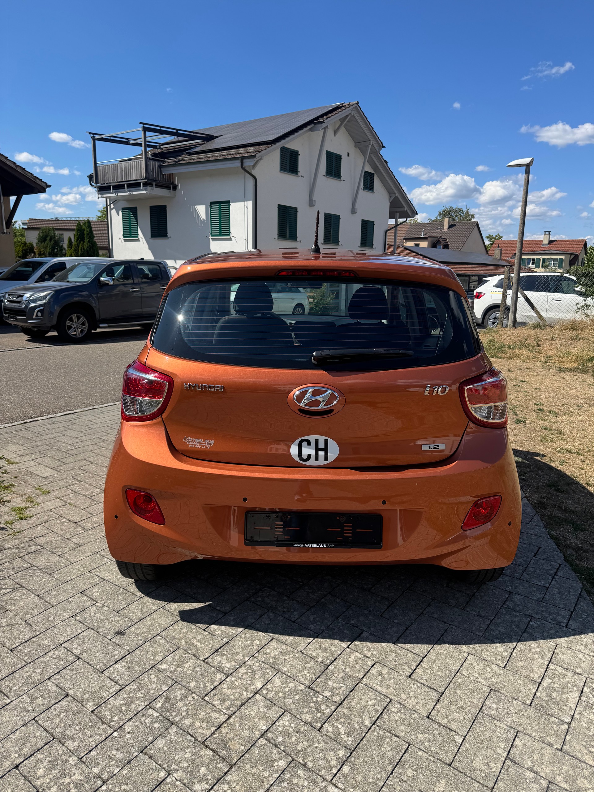 HYUNDAI i10 1.2 Style Automatic-image-5