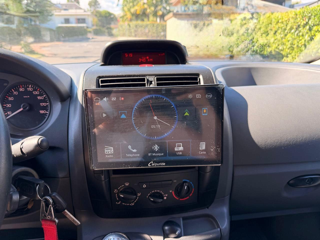 TOYOTA Proace 1.6D Glass Van Terra L1H1-image-18